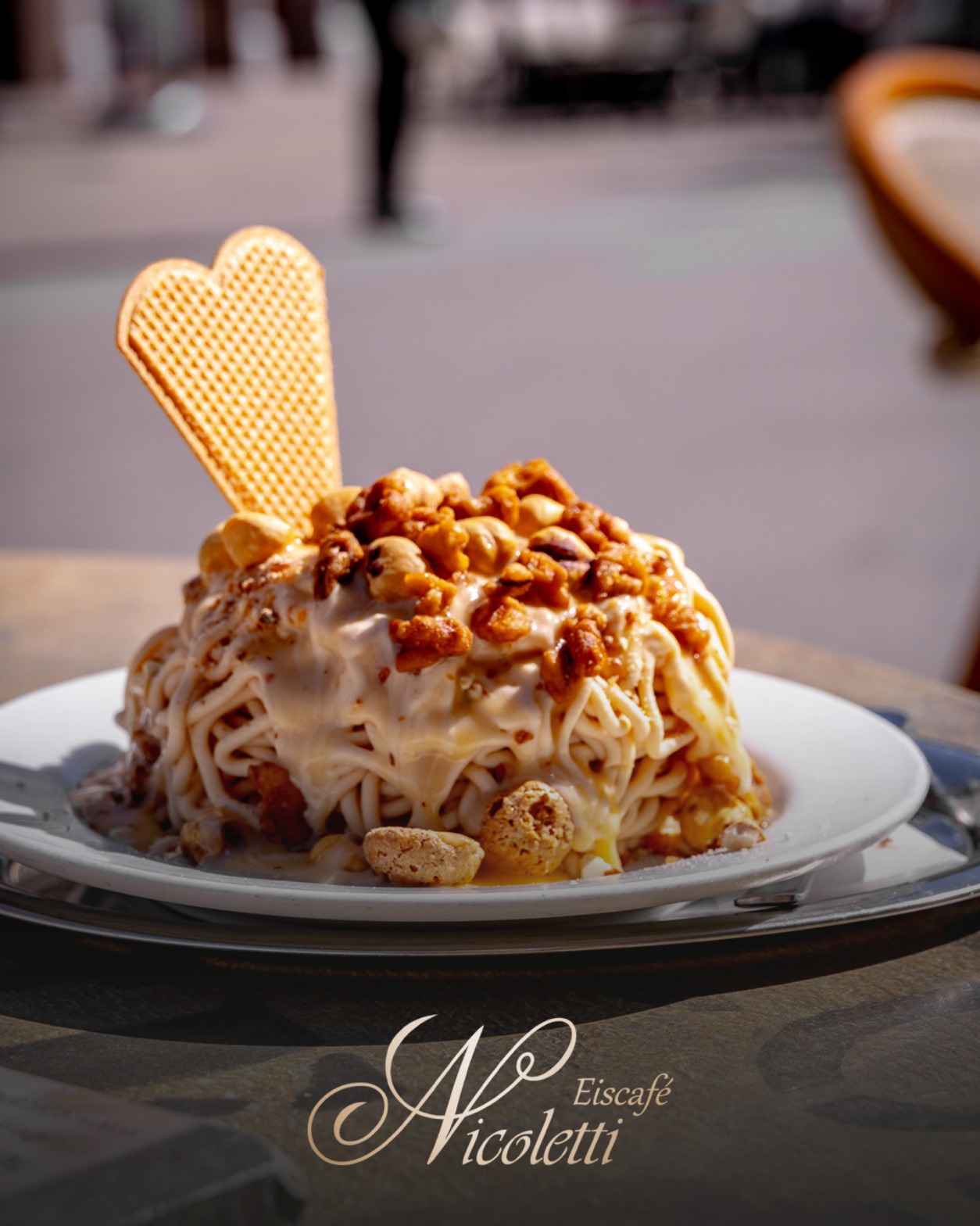 Spätsommer genießen im Nicoletti Eiscafé ☀️🍦
Auch im September schmeckt Eis einfach immer! Genießt unsere frischen, hausgemachten Eissorten und gönnt euch eine kleine Auszeit.
Ob fruchtig, cremig oder vegan – bei uns ist für jeden Geschmack etwas dabei. Vorbeikommen, Lieblingssorte aussuchen und genießen!
#Nicoletti #Eiscafé #Konstanz #Eisliebe