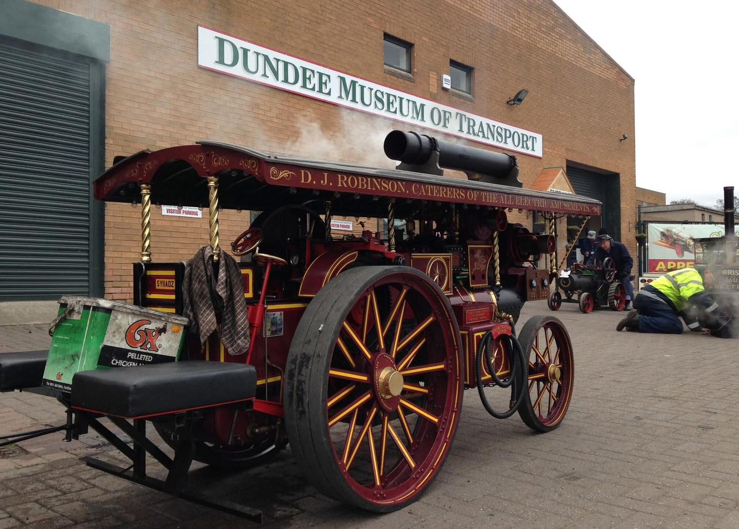 🚂❤️📸 From the archives: full steam ahead at Market Mews in 2017!
As our time at Market Mews gets closer to its final stop, we’re taking a look back through the archives at some of the memories made at Dundee Museum of Transport over the past 12 years.
This photo takes us back to 2017, when this magnificent steam engine arrived outside the museum as part of a weekend packed with working models, family activities, stalls and even our popular tea-on-the-bus!
A lot has changed since then, but Market Mews has remained at the heart of countless events, exhibitions and special days at the museum.
Now, there’s just over one month left to make another memory here.
🏛️ Dundee Museum of Transport closes its doors at Market Mews for the final time on 31 October 2026, as we prepare for the next chapter of our story at Maryfield.
Do you remember visiting us in the early days at Market Mews?