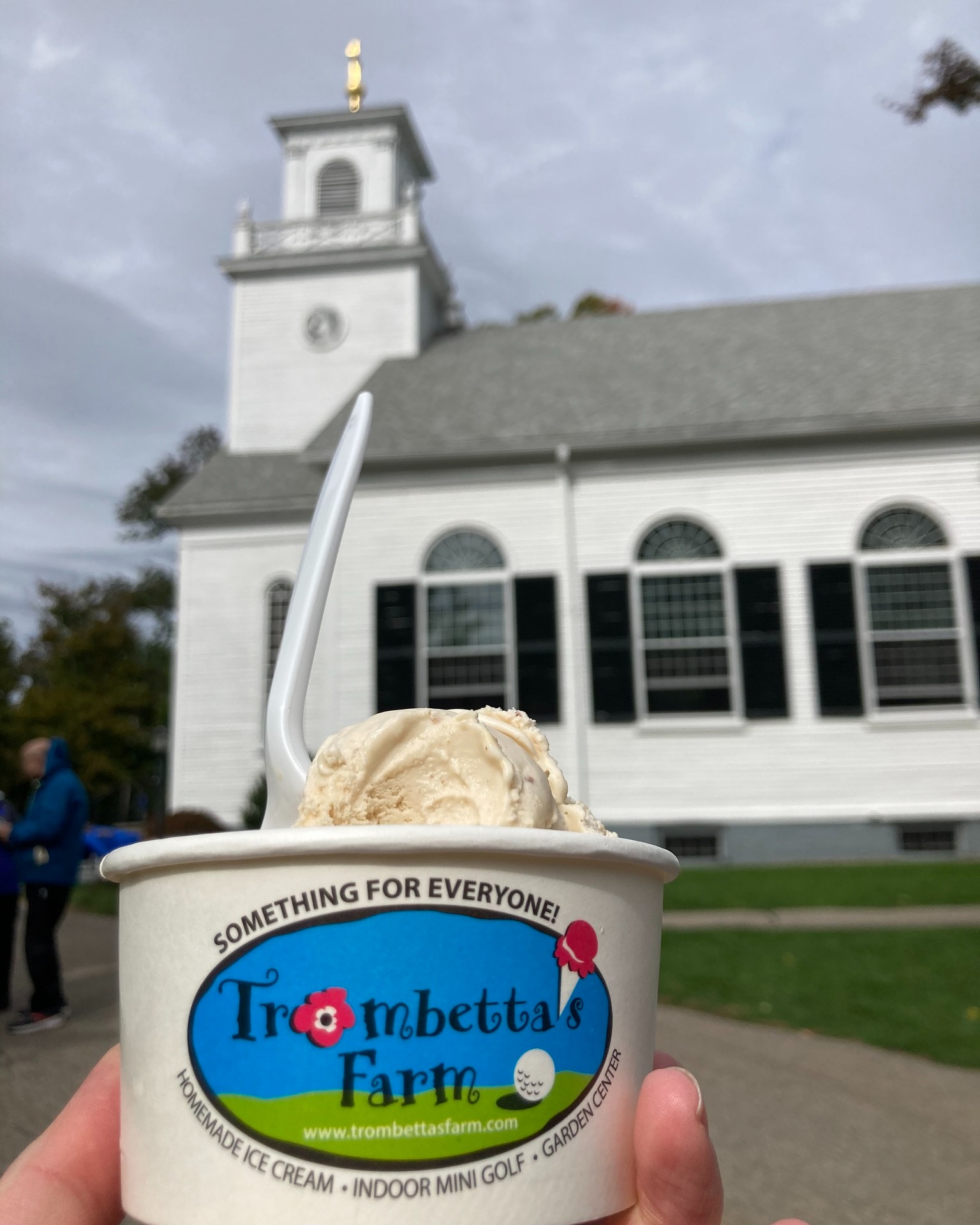 SUNDAY, OCTOBER 4! ST FRANCIS DAY! 10a Bring your pet, pic of a pet, or stuffie for a blessing in worship! 11am to 12pm: Enjoy a baby petting zoo! Donate clean, bagged, older linens. Savor... **ICE CREAM** ( & dog/cat treats (on site or to-go)! All are welcome! @tonya.animalcraze @trombettasfarm_marlborough
#newtonma #wellesleyma #diomass #episcopal #stfrancisday #stfrancisdady2026 #blessingoftheanimals #CommunityEvent