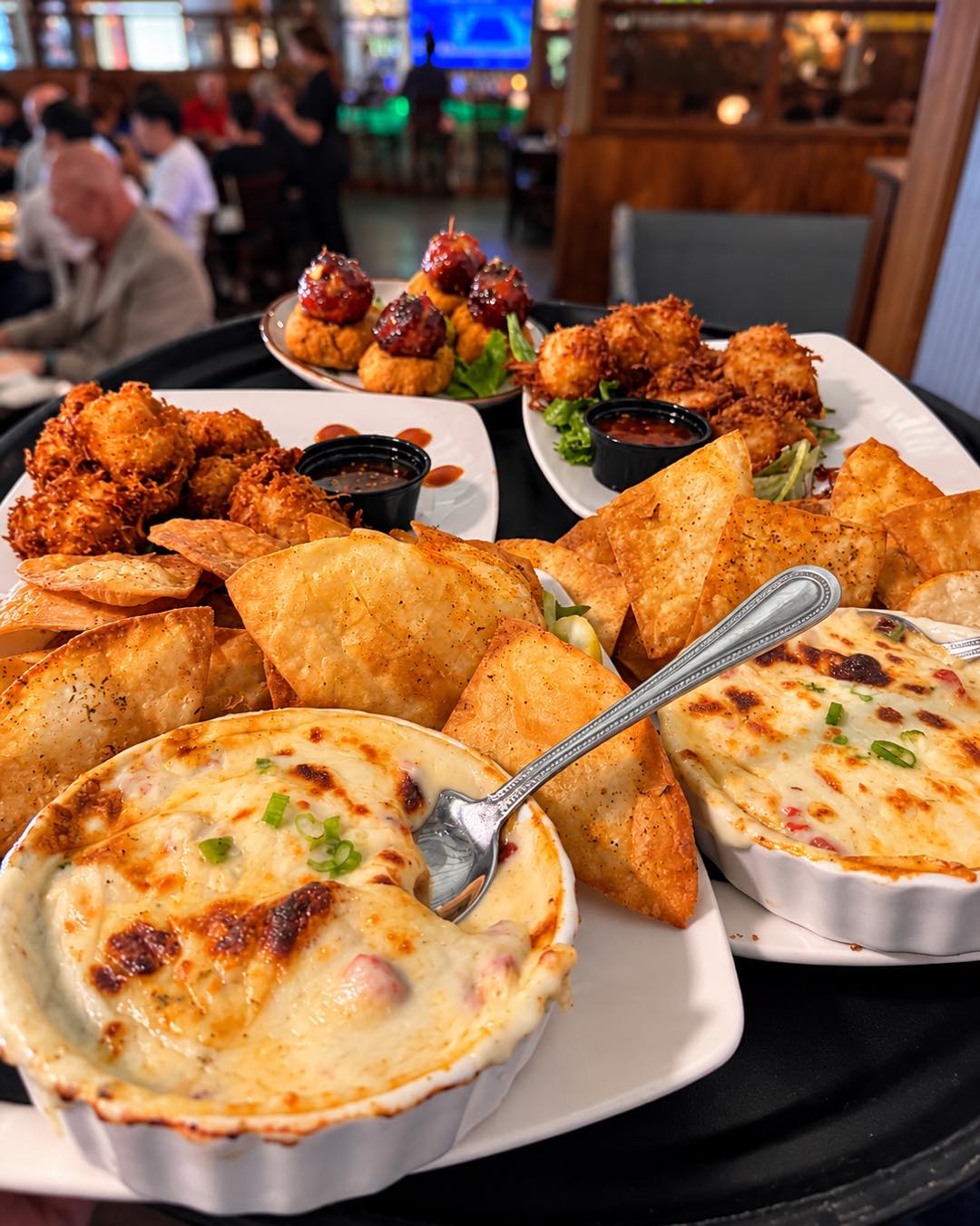 Start thinking about Saturday dinner. Our appetizers are a great way to begin the evening, and we’ll be ready to welcome you at 4.
#WarehouseNo1 #SaturdayDinner #MonroeLA #DineOnTheOuachita