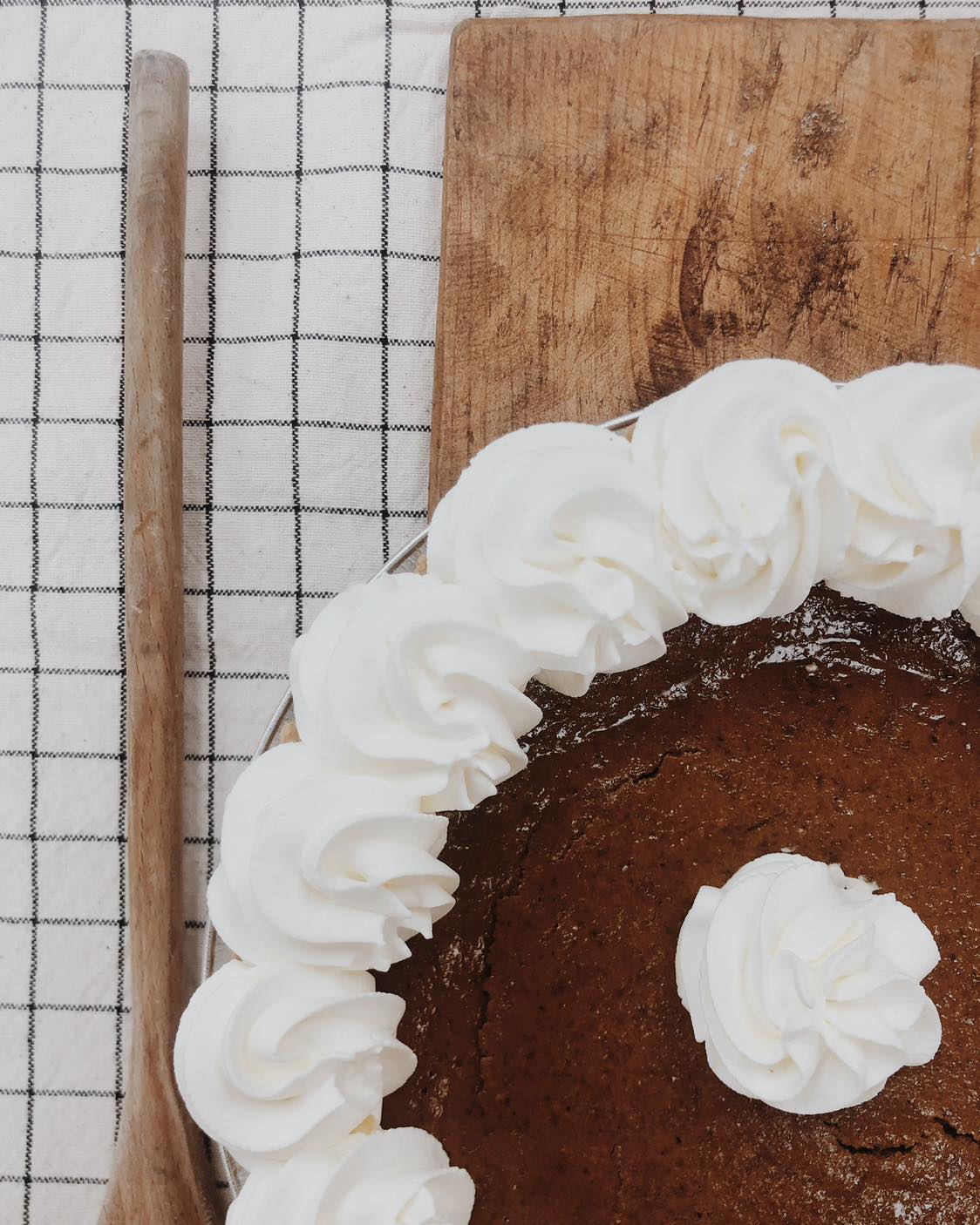 We’ve been working on & perfecting our Pumpkin Pie this week! 😏 We can’t wait to share it with y’all this holiday season! 🍂
Check out what other pie flavors we offer on our website. (Link in bio)
__
#bakery #417food #trlakelife #BransonVacation #bransonmo #bransonmissouri #branson #417