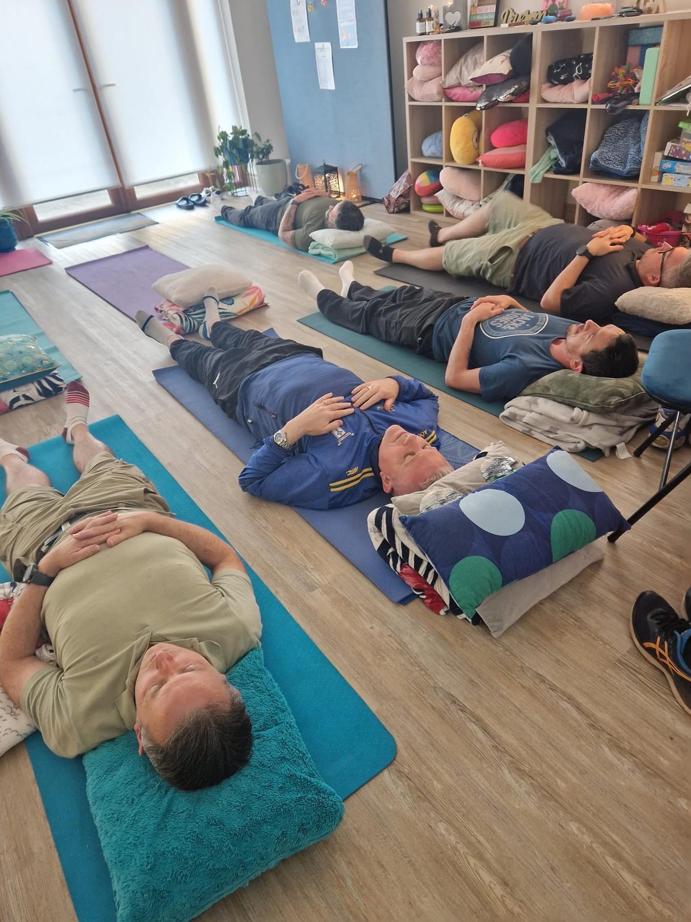 Tonight I am holding a FREE online relaxation session for teenagers and adults.
The beginning of a new term can feel very full on. We spend so much time rushing from one thing to the next that we can forget to stop and check in with ourselves.
Tonight is simply a little time to slow down.
We will use breath, gentle movement, stretching and relaxation to help the body settle and give the mind a rest.
You do not need to be experienced in meditation or yoga. Just come as you are, find somewhere comfortable and give yourself that bit of space.
Thursday 8 October 9pm
Online and completely free
You can register here or via the link in our bio:
https://www.findingyourwings.ie/autumn-online-wellbeing-workshops
Sometimes looking after our mental health starts with giving ourselves permission to pause.
#findingyourwings #worldmentalhealthday #mentalhealth #relaxation #wellbeing #mindfulness #teenwellbeing #adultwellbeing