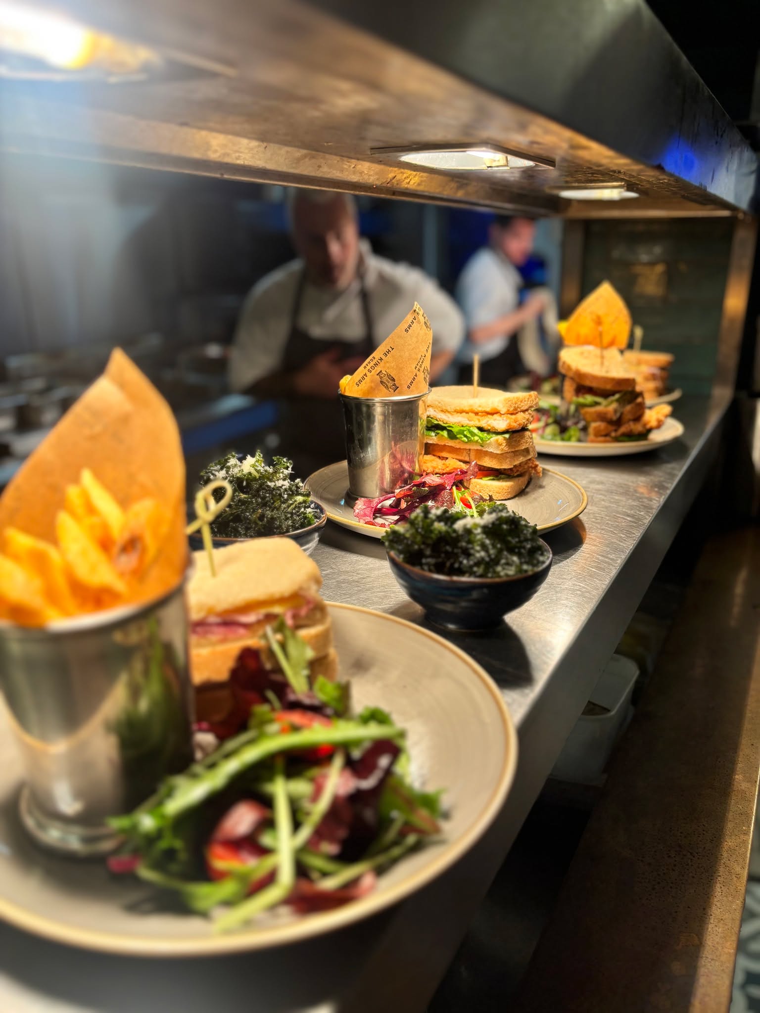 Saturdays are made for slowing down, enjoying good food and making the most of the weekend.
Whether you're taking a break from a busy week, meeting friends for a leisurely lunch or simply fancy a change of scenery, there's always a good reason to spend an afternoon at The Kings Arms.
Our new lunch menu offers plenty to tempt you, from freshly prepared sandwiches for something a little lighter to a choice of two or three courses for those who fancy making more of the occasion.
And if lunch isn't on the agenda? Settle in with a glass of wine, a perfectly poured pint or your favourite drink and enjoy the relaxed surroundings.
We look forward to welcoming you to The Kings Arms this weekend.