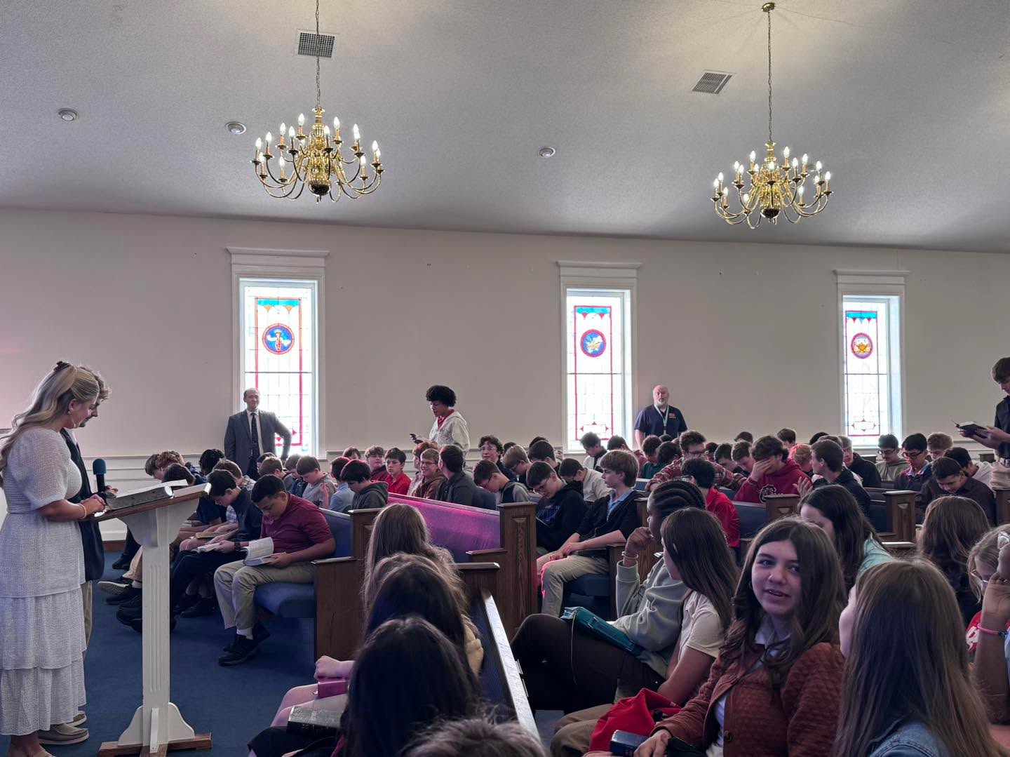 This past Wednesday, Principal Marritt shared a message from Philippians 2:5–11 in secondary chapel entitled, “The Mind of Meekness.” Students were challenged to develop the mind of Christ by walking in humility, selflessness, and obedience.