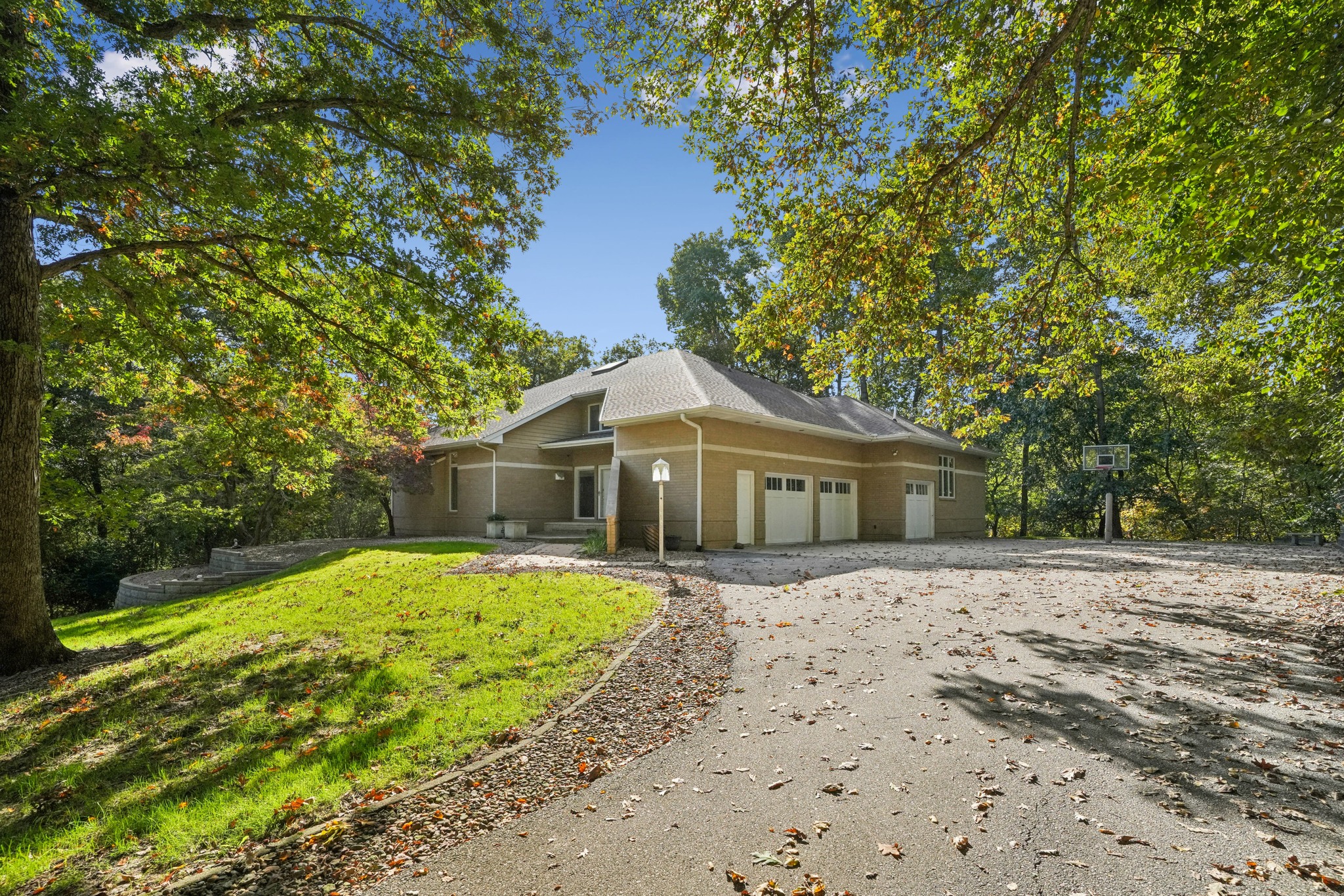 🏡✨ JUST LISTED | LUXURY LIVING AT ITS FINEST! ✨🏡
📍 1441 Trail Bend Drive NW, Swisher
Okay, THIS is one you don't want to miss! 😍
Tucked away on 1.11 acres in an exclusive gated community, this STUNNING walkout ranch has nearly 6,000 finished square feet of beautiful living space, incredible updates and SO much to love!
🔥 Let's talk about the highlights!
✨ 5 bedrooms | 4.5 bathrooms
🍽️ A showstopping remodeled kitchen with a HUGE custom island, hidden pantry & beverage/coffee station
🔥 Gorgeous stone fireplace & beautiful hardwood floors
🛏️ Spacious main-level primary suite PLUS a second private ensuite upstairs
☀️ Beautiful four-seasons room
🎱 Walkout lower level made for entertaining with a SECOND full kitchen, billiards room & TV area
💪 Your very own workout space & SAUNA!
🌳 Gorgeous landscaping and 1.11 acres to enjoy
🏖️ Gated community with access to a spring-fed pond and private beach!
And trust us… the pictures only tell part of the story! 😍
Whether you love entertaining, need room to spread out or simply want a beautiful place to call home, this property checks SO many boxes!
📲 Message us for more details or to schedule your private showing!
🏡 Kari + Whit | Lepic-Kroeger, REALTORS®
💕 Leave your "home" work to us!
#JustListed #LuxuryLiving #DreamHome #WalkoutRanch #KariAndWhit #LepicKroeger #IowaRealEstate