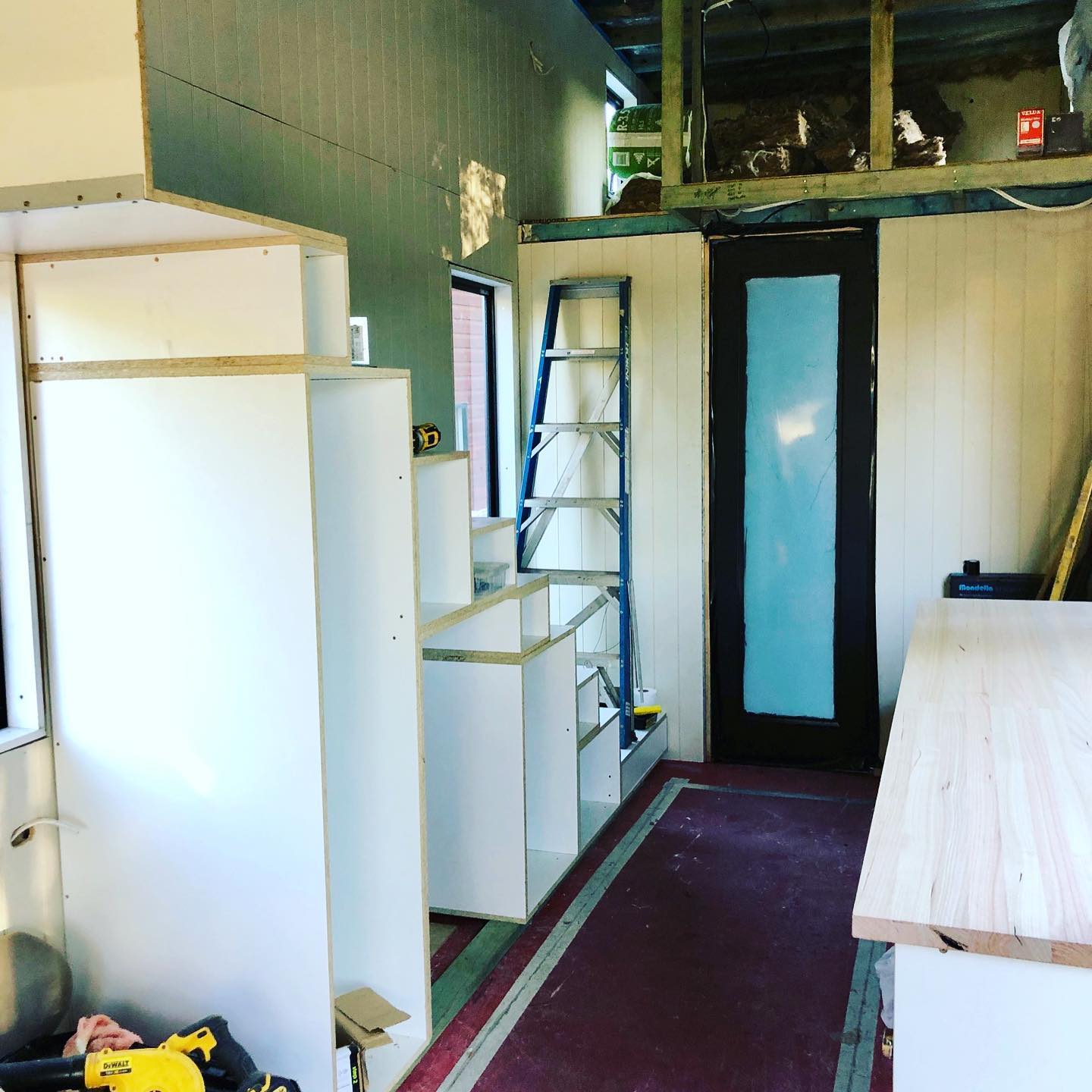 Build progress May 2019... #Tinyhouse #comingsoon #tinyhome #tinyhomeonwheels #tinyhomebuild #tinyhomeliving #adventure #tinyhouselife #livetiny #tinyhomes #beechmont #fyreflyretreat #visitscenicrim #australia #Scenicrim #visitfyreflyretreat