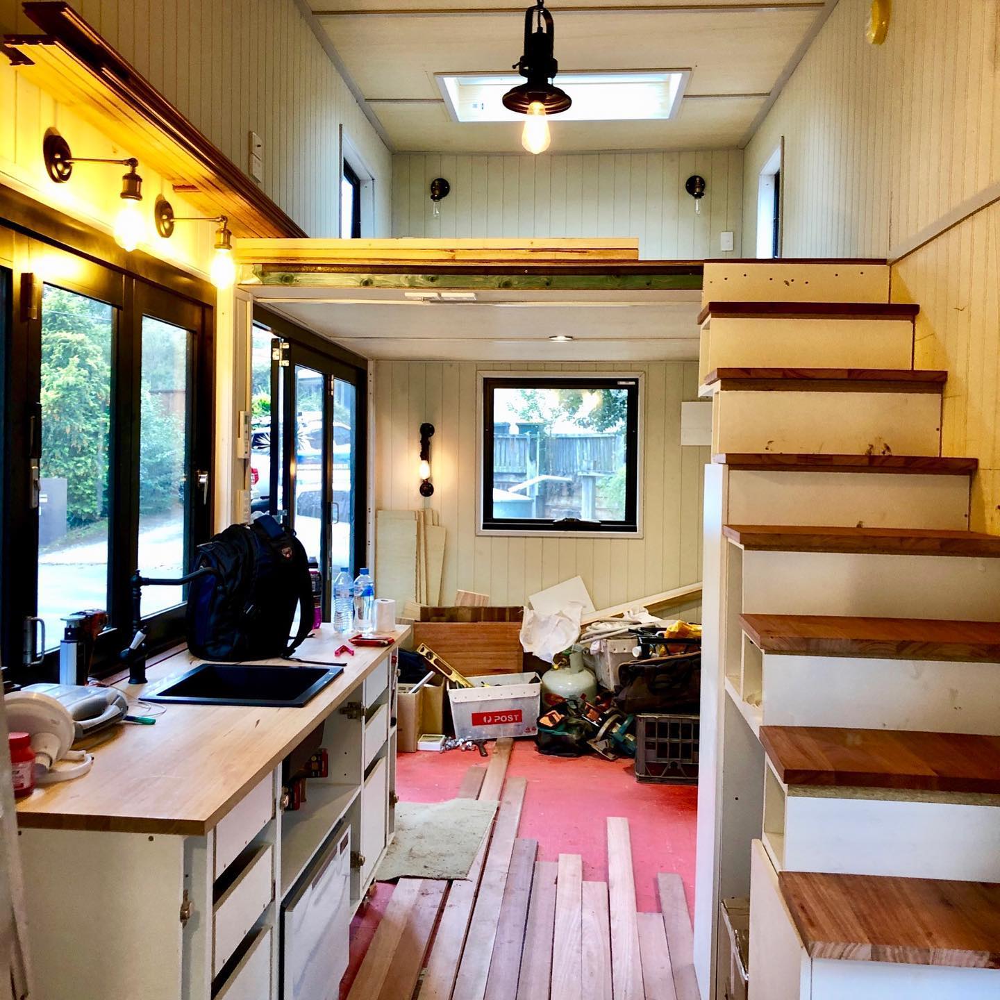 June 2019... it’s starting to look and feel like a house!
#tinyhousebuild #tinyhomes #fyreflyretreat #beechmont #buildingadream #visitscenicrim #comingsoon2020 #livingoffgrid