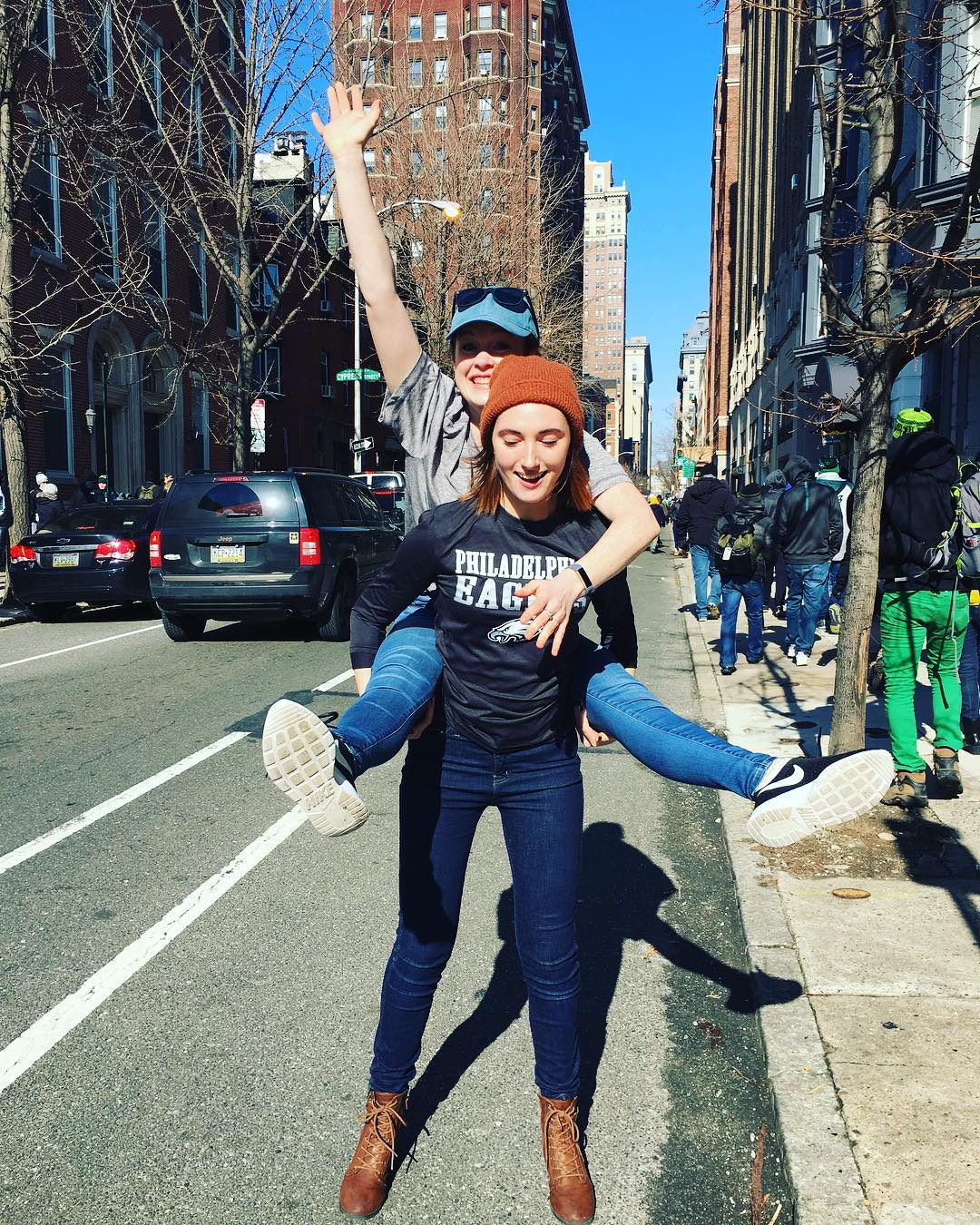 Grabbing tits for the Iggles @katemcoryell seriously, what an experience 🎈🎈