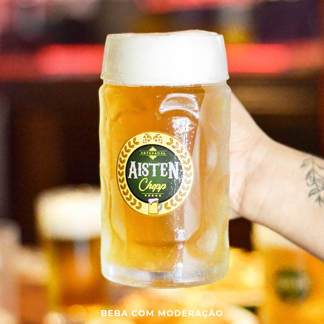 Final de semana bom é com Chopp Aisten na mão! Curta o dia como deve ser! 🍻
Acesse o nosso site e conheça mais!
aistenchopp.com.br
Aisten. O chopp como deve ser!
#chopp #pilsen #pilsner #choppaisten #choppdodia #brejadodia #choppartesanal #cervejaartesanal #cervejas #bebamelhor #cervejasespeciais