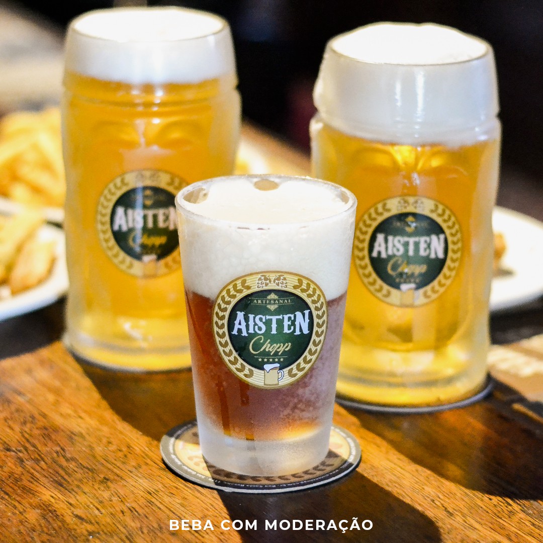 Vai de Pilsen ou New England IPA para curtir o final de semana como deve ser?! 🍻
Acesse o nosso site e conheça mais!
aistenchopp.com.br
Aisten. O chopp como deve ser!
#chopp #pilsen #ipa #newenglandipa #pilsner #choppaisten #choppdodia #brejadodia #choppartesanal #cervejaartesanal #cervejas #bebamelhor #cervejasespeciais