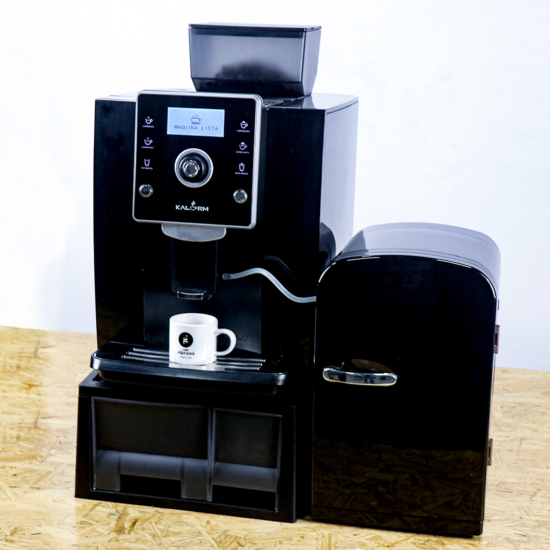 Capaz de ofrecer 55 tazas en una hora.😎
¡Simplemente toca un botón y disfruta!
Ideal para oficinas, escuelas o pymes.
Cotiza ahora: ☎️ 55 2636 1148
#CaféAlgraná #HORECA #maquinasdecafé #cafeterasuperautomatica #Kalerm #distribuidoroficial