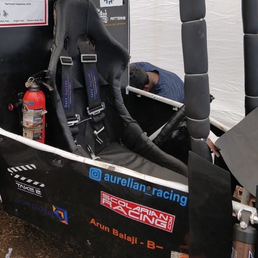 #scolarianracing #everymakerisawinner .
.
.
Credits : @arunbalaji_abd Here the one year challenge for my family @aurelian_racing