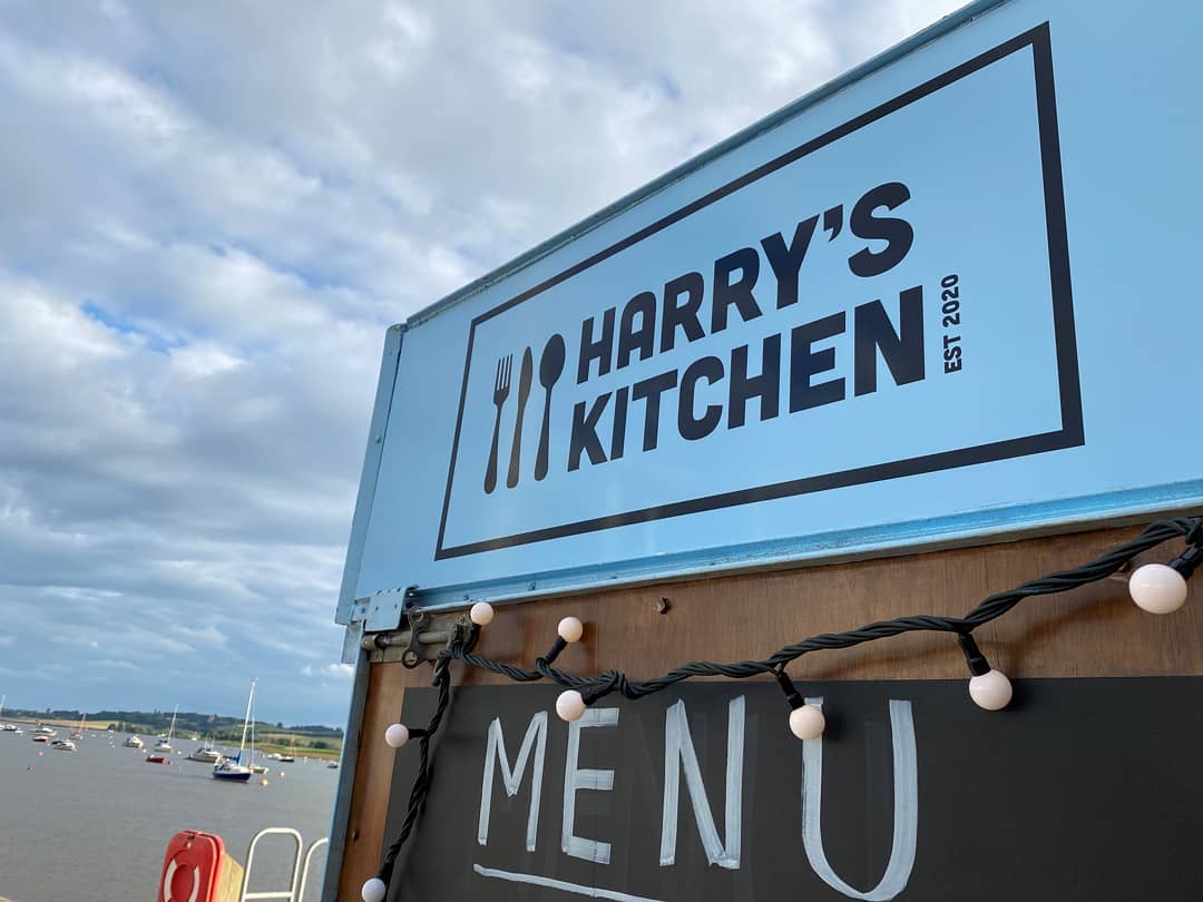 Harry's kitchen signage! Love how this turned out 😍
·
·
·
·
#graphicdesign #design #illustration #graphicdesigner #branding #logo #graphic #designer #digitalart #creative #illustrator #typography #graphics #logodesigner #logodesign #signage #horsebox #southwestdesign #adobe #designinspiration #startup #entrepreneur #smallbusiness