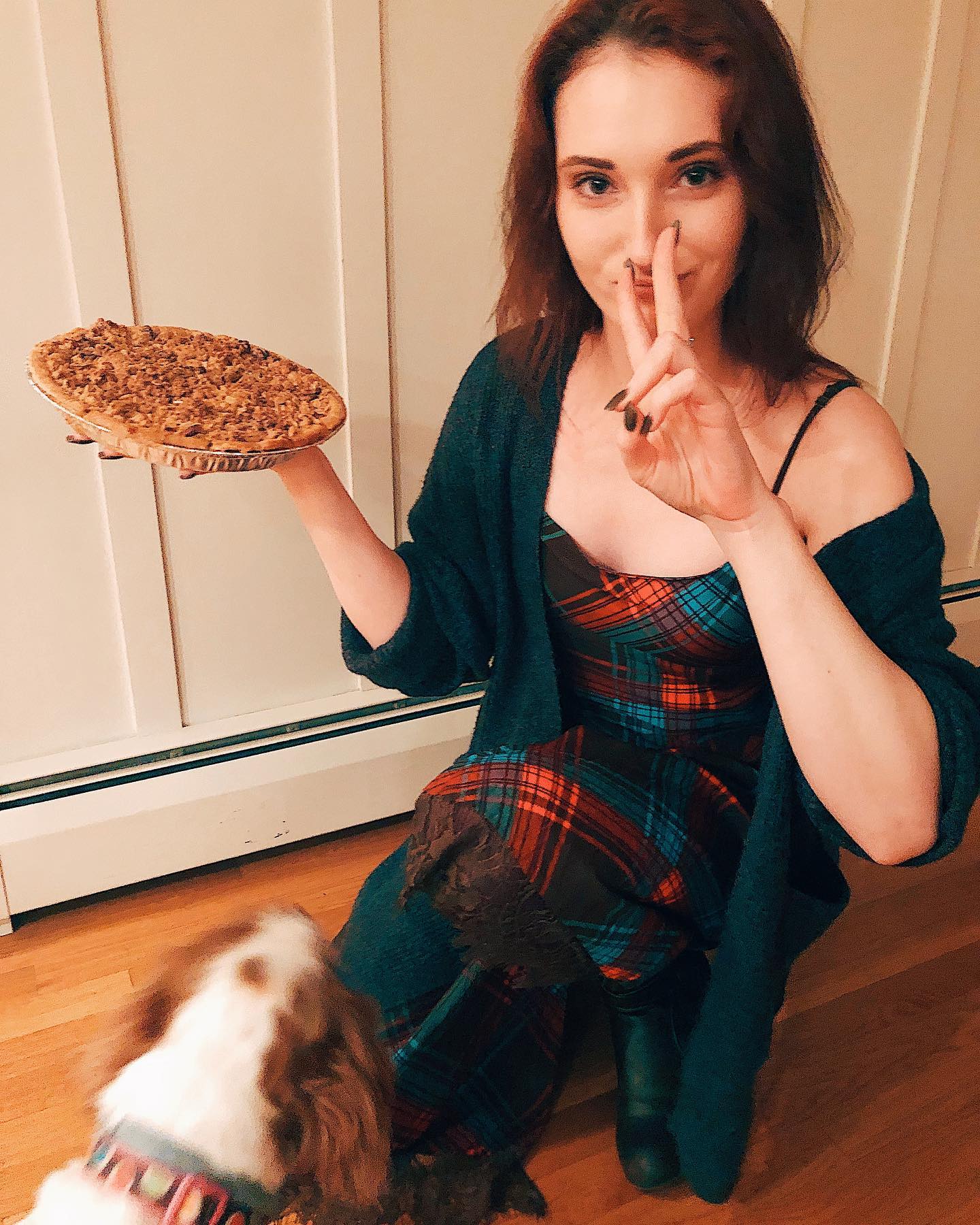 I know 2020 has been absolute chaos, but I’m thankful for the clarity it has brought me. I’m grateful for the ability to grow and learn. I’m also thankful for leftovers. I love leftovers so much. Stay safe y’all ❤️🍠
——————————————————
Swipe to the end to see true love