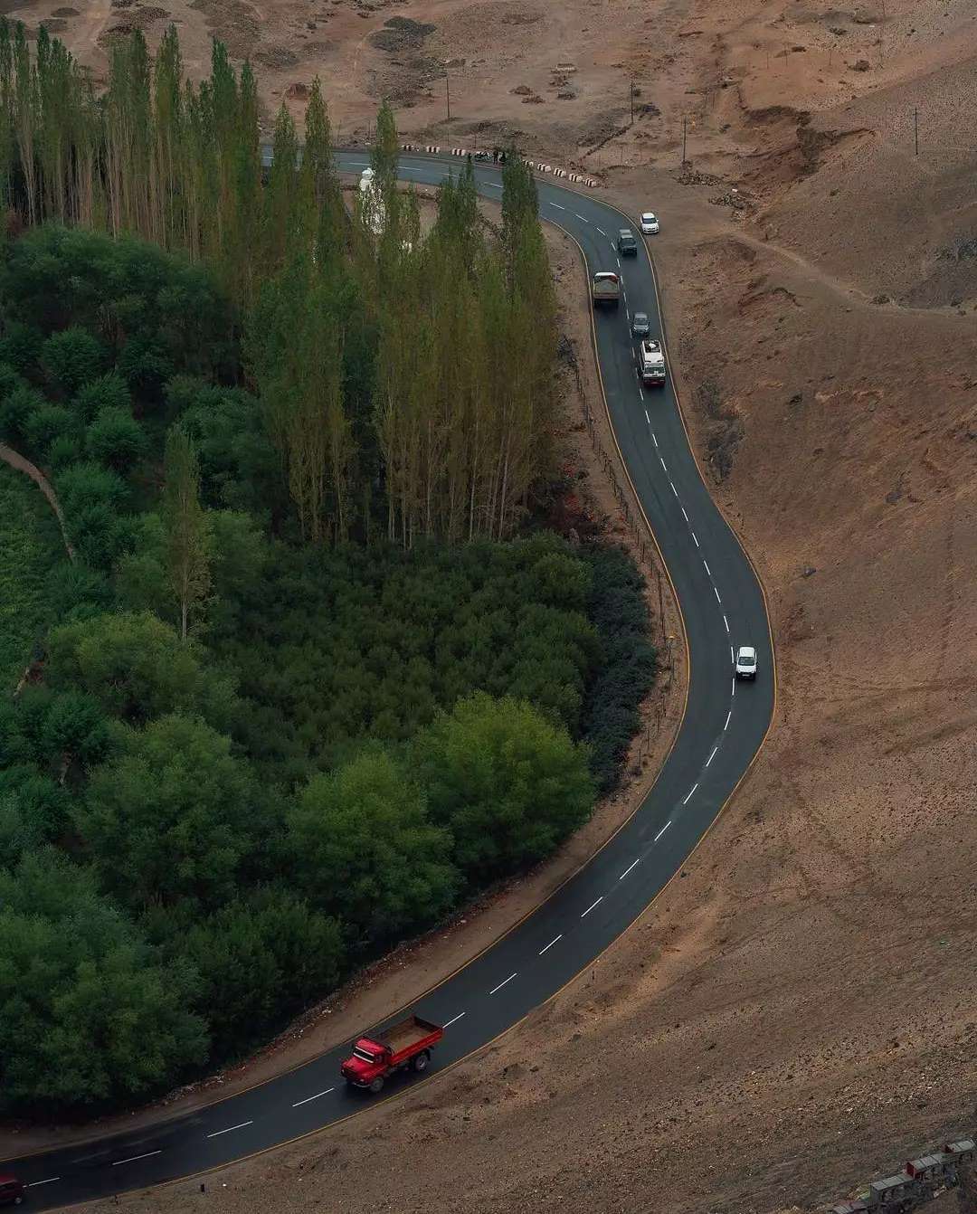 Top view from Thiksey Monastery 💕
.
.
Photo Courtesy @musafir_dil_harshi
#ladakhbackpackers #travelholic #backpacking #lehladakh #backpackers #wanderlust #gopro #goprohero9 #instagram #nikonindiaphotography #ladakh #backpackertrails  #adventurelover #himalyandiaries #himalayas #ladakh2021 #travelphotography#incredibleindia  #pangonglake #khardungla #nubravalley #royalenfieldhimalayan #royalenfield #ladakhbiketour #ladakhbiketrip #biking #neerajchopra #ladakhdiaries#followforfollow #adventurelover #himalyandiaries #himalayas #ladakh2021 #follow4followback
