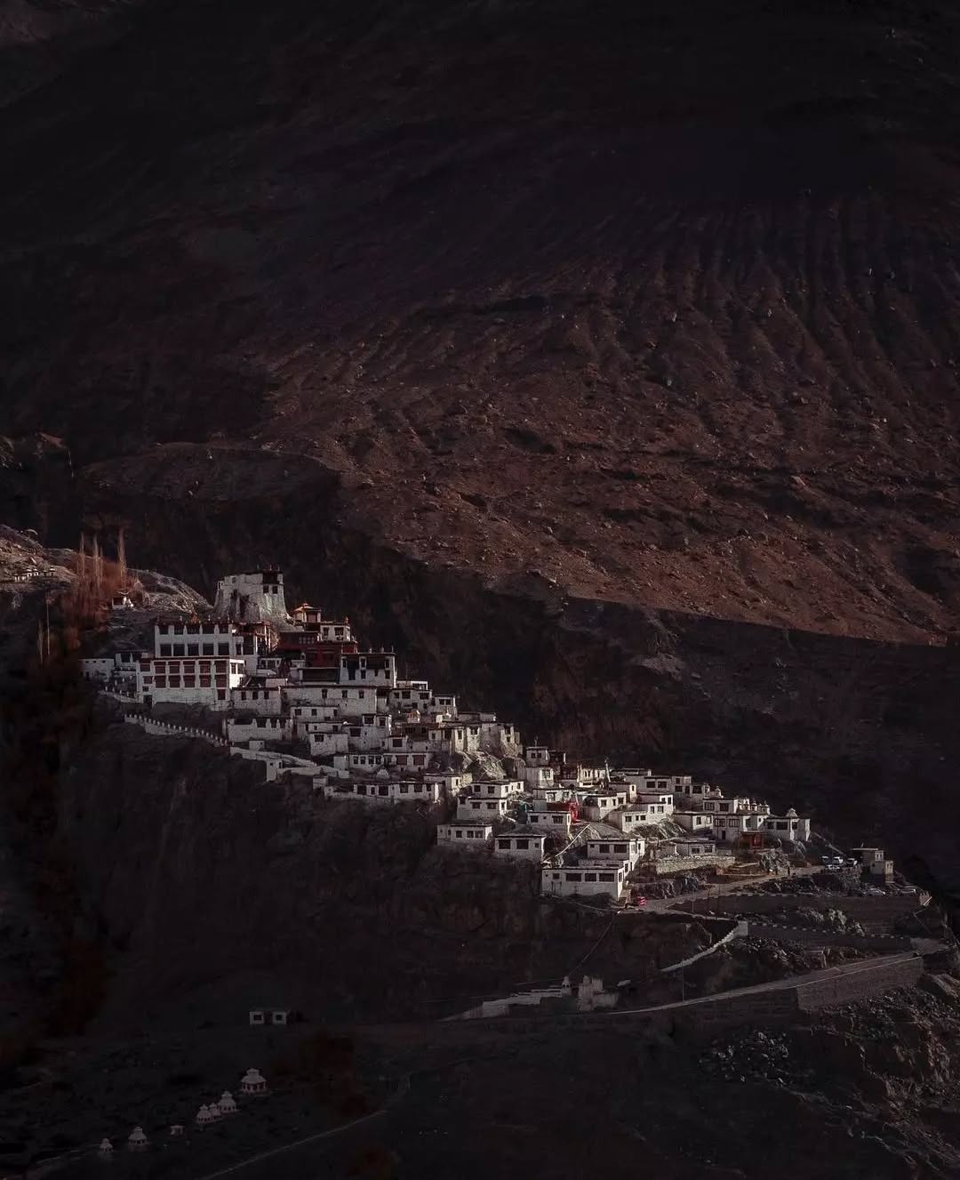 Travel Stories from Ladakh
.
.
"The last light of the day at the beautiful Diskit Monastery, Ladakh.
Built in the 14th century, this monastery is considered to be the largest monastery in entire Nubra Valley. Also known as Diskit Gompa.
.
.
📷Courtesy @mahendrabakle
.
#ladakhbackpackers #travelholic #diskitmonastery #nubravalley #backpacking #lehladakh #backpackers #wanderlust #spiritualawakening #instagram #nikonindiaphotography #ladakh #likeforlikes #backpackertrails #ladakhdiaries#followforfollow #adventurelover #himalyandiaries #himalayas #ladakh2022 #backpackerstays #nunkun #travelphotography#incredibleindia #follow4followback