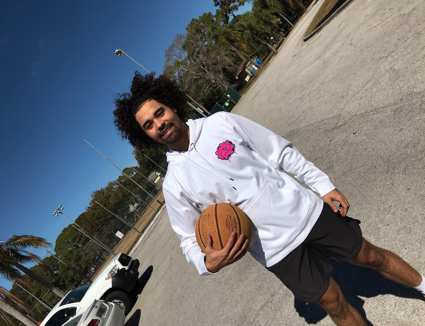 Big thanks to @Xavier for adding the Traditional white YouAreYou “YAY” hoodie to his collection. Appreciate you man🤙 Email:clothing@yaymerch.com
#supportsmallbusiness #supportlocal #liveyourlife #youareyou #beyourself #love #yay