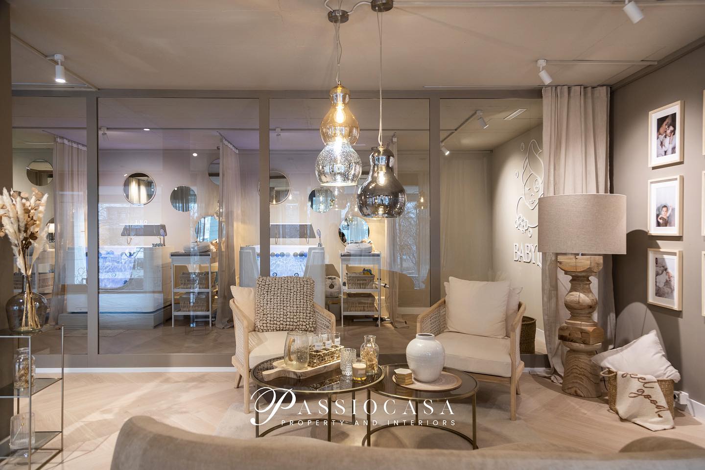 AFTER:
Wohlfühloase @babylux.spa
#passiocasa #interiordesign #project #babyspa #innenausbau #umbau #neubau #konzept #farbkonzept #materialkonzept #passion #leidenschaft #homestyling #homes
#bauleitung #projektleitung #innenarchitektur #beforeandafter #schlieren #limmatstadt #zürich #beautystudio #redesign #lashesstudio #propertyandinteriors #interior
#immobilien #realestate #switzerland #welovewhatwedo @pamelabaumann_