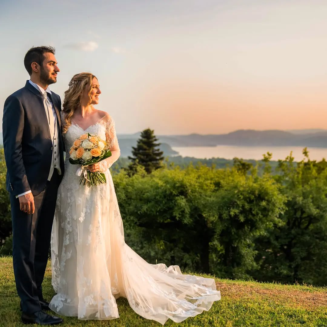 "C'è solo una felicità nella vita: amare ed essere amati"
(George Sand)