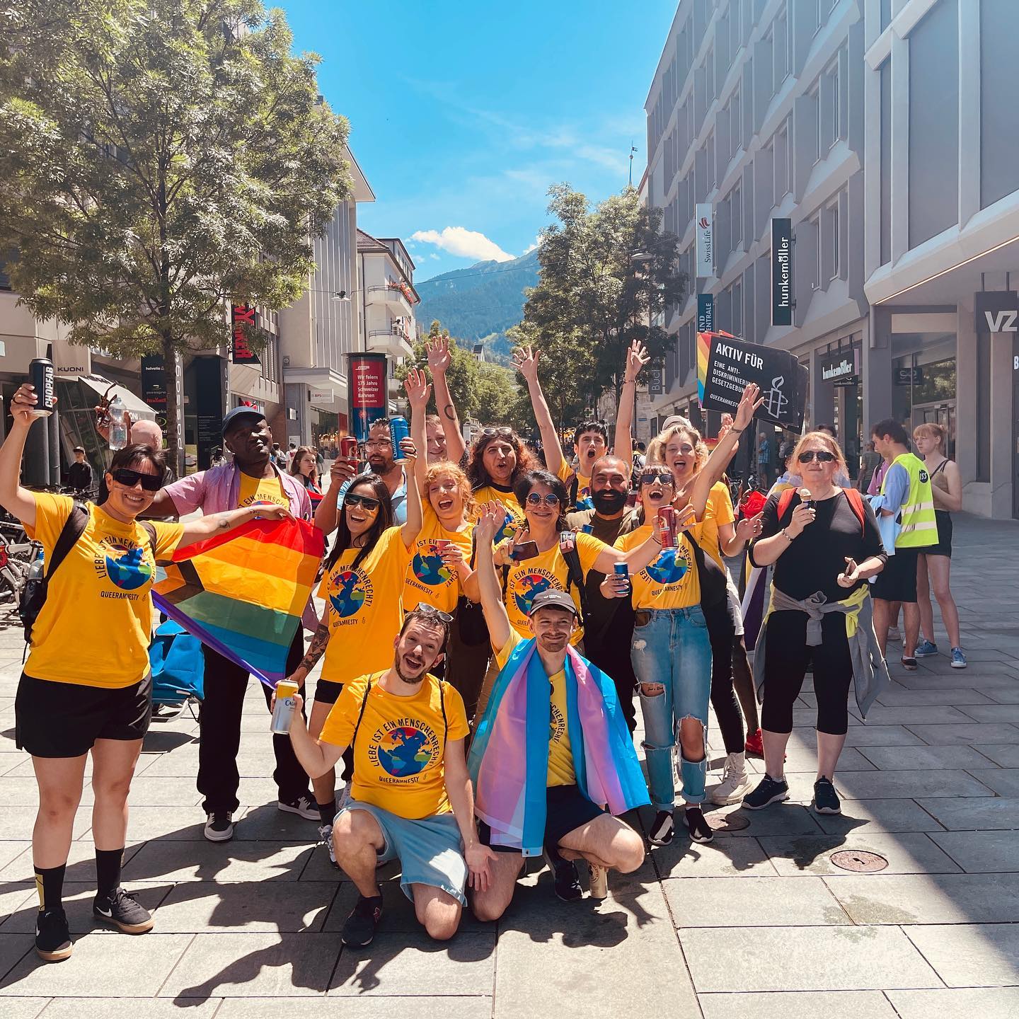 @khurpride Danke für die großartige politische, mutige, inklusive und bunte #pride ❤️🌈