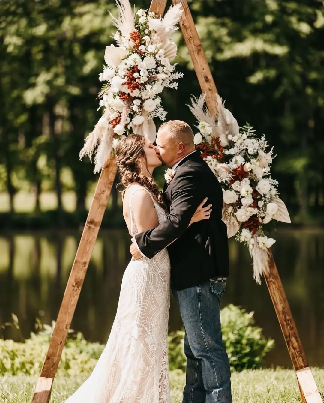 I could post about this couple all day long! Austin & Josh, one of our biggest celebrations to date and certainly a fun group of family, friends and fellow farmers & ranchers. Austin and Josh tied the knot (literally) lakeside under this handmade arbor that Josh built. Austin's vision for her special day was laced with intentionality and the most perfect SIMPLE touches. In her own words:
"So many people have told us that this is the most beautiful wedding they have ever been to! We really kept it simple and allowed the venue to do the talking. It worked! We could not have pulled it off without you. Don't be surprised if I keep sending you photos." -Austin
We appreciate you two and keep the photos coming! We adore them and you!
@austin.greenhorn
P.S. Josh and Austin have graciously left this arbor for other couples to enjoy. If you envisioned a boho chic vibe- thanks to them we have you covered!
Photographer: @meganstottsphoto
Videographer: @stoneridgestudios
Florist: @floralvdesigns
Catering: Graze On LLC
DJ: @horizon_entertainment_djs
Cake: @rachelbakesandco
Hair & Makeup: Bridal Beauty by Em