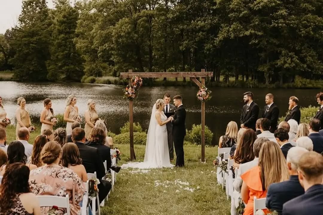 The sweetest love story.
Photo by @maddiebethscottphotography