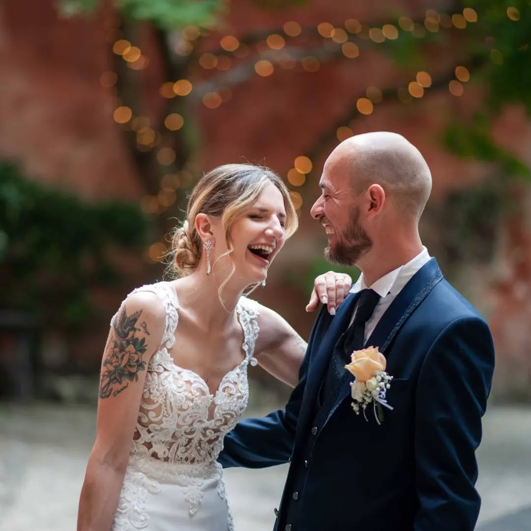 "Da quando mi hai sorriso il mondo si ė fermato " Ylenia e Daniel
@villa_valentina_vv
@stilfotowedding
@il_pensiero_della_festa_