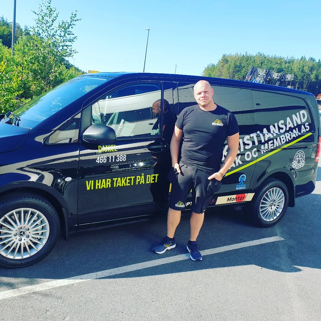 Da er vi tilbake etter ferie🌞 Og vi har gleden av å ønske Daniel velkommen med på laget vårt 💪😎