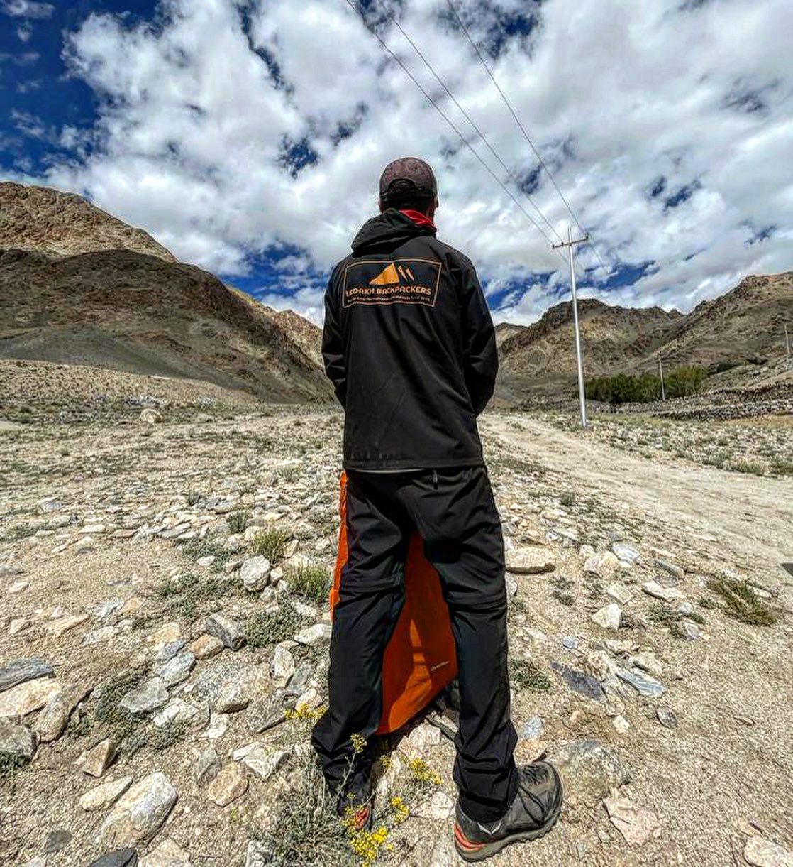Team gearing up for the Gyamtsa-Nubra Valley Trek!
.
.
The trek breaks open to a beautiful topography that was once was a part of a trade route between India, Tibet and Central Asia. It was an important platform for caravans following the Silk Road used for swapping their mules for the famous double-hump Bactrian camels. The river Nubra following in the region is a major tributary of the Shyok river that flows parallel to the Indus on the northern side of the Ladakh range. A rich variety of vegetation and orchids can be witnessed along Nubra River which results in adding colour to the valley. Reach out to us for some unique trekking experiences in Ladakh
.
.
#ladakhbackpackers #travelholic #nubravalley #backpacking #reels #trendingreels #lehladakh #backpackers #trending ##wanderlust #spiritualawakening #instagram #nikonindiaphotography #ladakh #likeforlikes #backpackertrails #ladakhdiaries #followforfollow #adventurelover #himalyandiaries #himalayas #ladakh2022 #incredibleindia #shotoniphone #travelphotography#incredibleindia #follow4followback #instalike #instagood #instamood