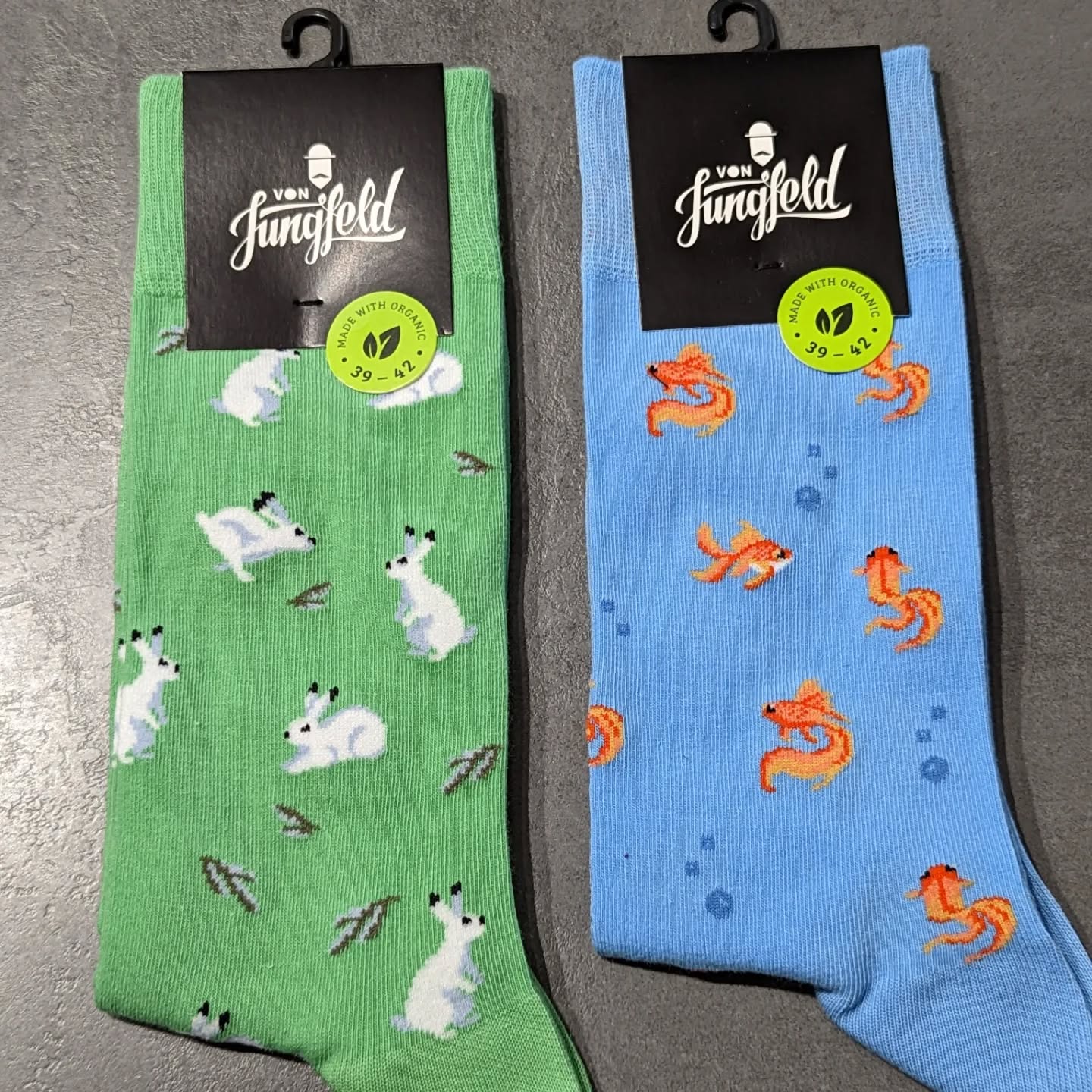 ☀️🧦Neue Jungfeld Socken 🧦☀️
#socken #socks #heidelberg #unisex #organic #freudenhausheidelberg #fairfashion #slowfashionstyle #buylocal #supportlocal