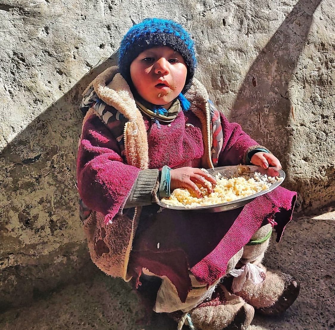 TRAVEL STORIES FROM LADAKH
.
.
"Just trying to have a good day's meal. Pretty sure she was pissed off at the photographers visiting one after the other and their never-ending clicks but can you really blame them when you're too cute to handle?”
.
.
Courtesy @gallivanter_photos 
#ladakhbackpackers #travelholic #nubravalley #backpacking #reels #trendingreels #lehladakh #backpackers #trending ##wanderlust #spiritualawakening #instagram #nikonindiaphotography #ladakh #likeforlikes #backpackertrails #ladakhdiaries #followforfollow #adventurelover #himalyandiaries #himalayas #ladakh2022 #incredibleindia #shotoniphone #travelphotography#incredibleindia #follow4followback #instalike #instagood #instamood