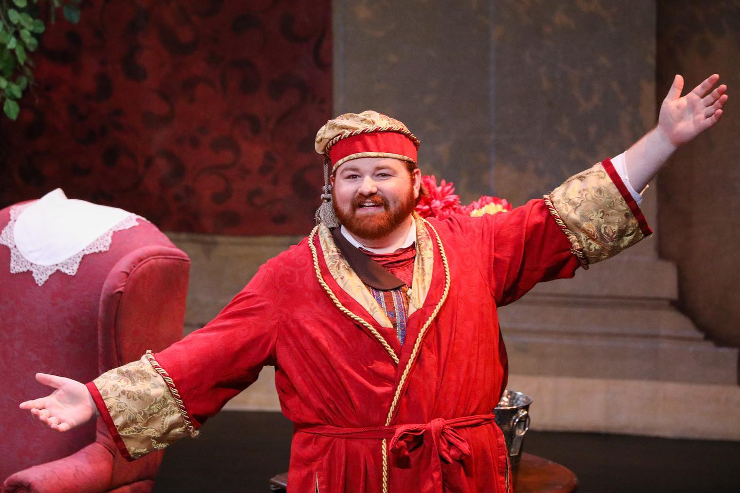 Now that the dust has settled, here are some of my favorite shots from @westernplainsopera ‘s production of Die Fledermaus! It was such a blast to sing Alfred with all these amazing colleagues.