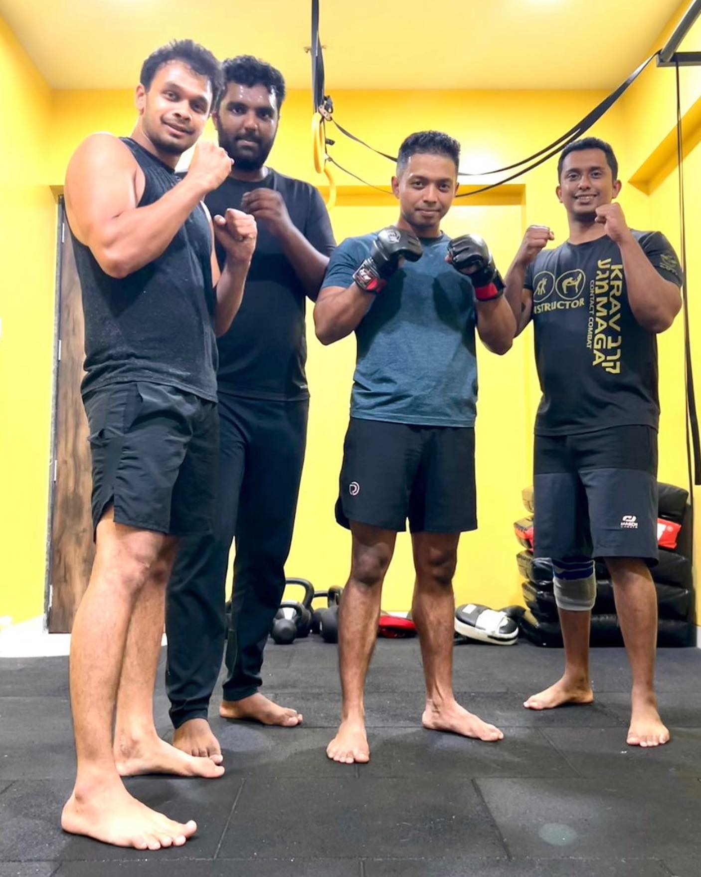 With three of the most dedicated students in our Krav Maga training @allenaravindan @ani.hingmire @chinmaychobhe
Instructor @sheldon_stanislaus
#kravmaga #kravmagatraining #kravmagapune #selfdefense #selfdefensetraining #selfdefensepune #selfdefence #selfdefencetraining #kravmagaclass #selfdefenseclass #selfdefenceclass #ultimatekravmagapune #ultimatekravmaga #kravmagaindia