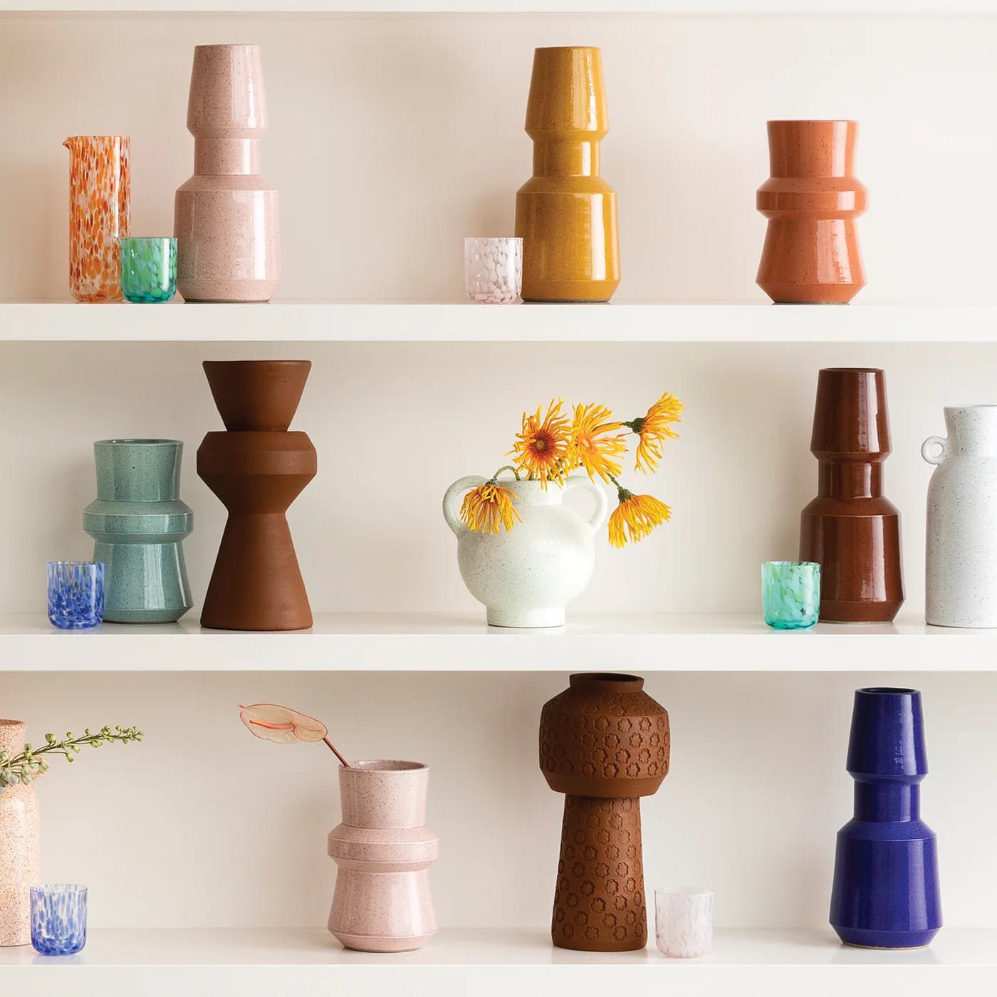 Ceramic heaven with these gorgeous new vases from the talented team @bonnieandneil. They would definitely enliven any drab corner. #colouryourhome #beyondbeigeinteriordesign #interiordecoratingideas