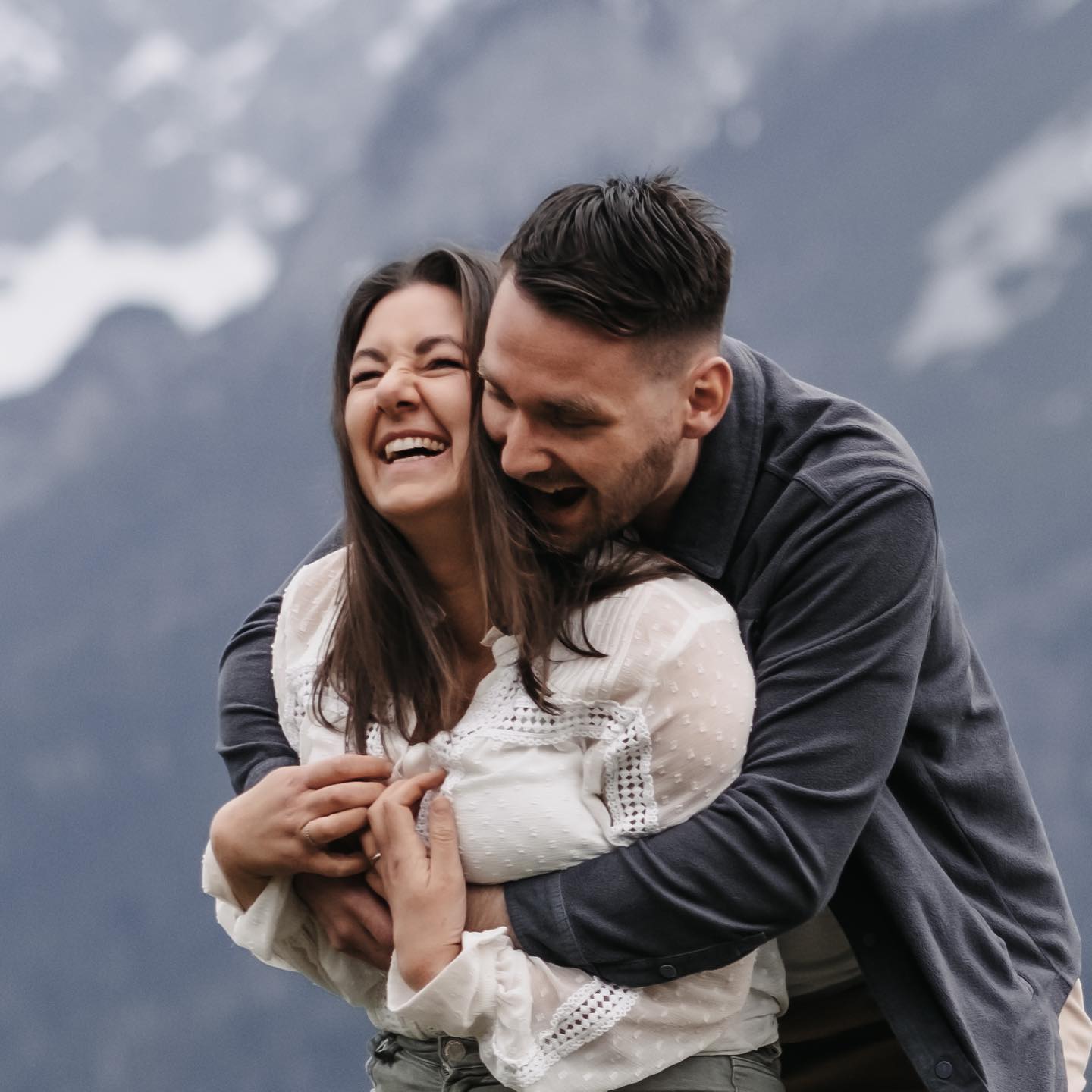 Am Ende eines jeden Tages ist nur wichtig, dass ein schöner Moment dabei war, der dich lächeln ließ.
In diesem Sinne wünschen wir euch heute einen guten Start ins Wochenende ihr Lieben. Für uns stehen dieses Wochenende zwei Hochzeitsreportagen auf dem Plan. 📸🥰
#photooftheday #photography #photographers #fuji #afterwedding #afterweddingshooting #coupleshoot #weddingphotography #belovedweddingstories #love #heiraten #liebe #hochzeitsfotografie #weddingday #weddinginspiration #hochzeitsinspiration #werl #dortmund #unna #bönen #menimafotografie