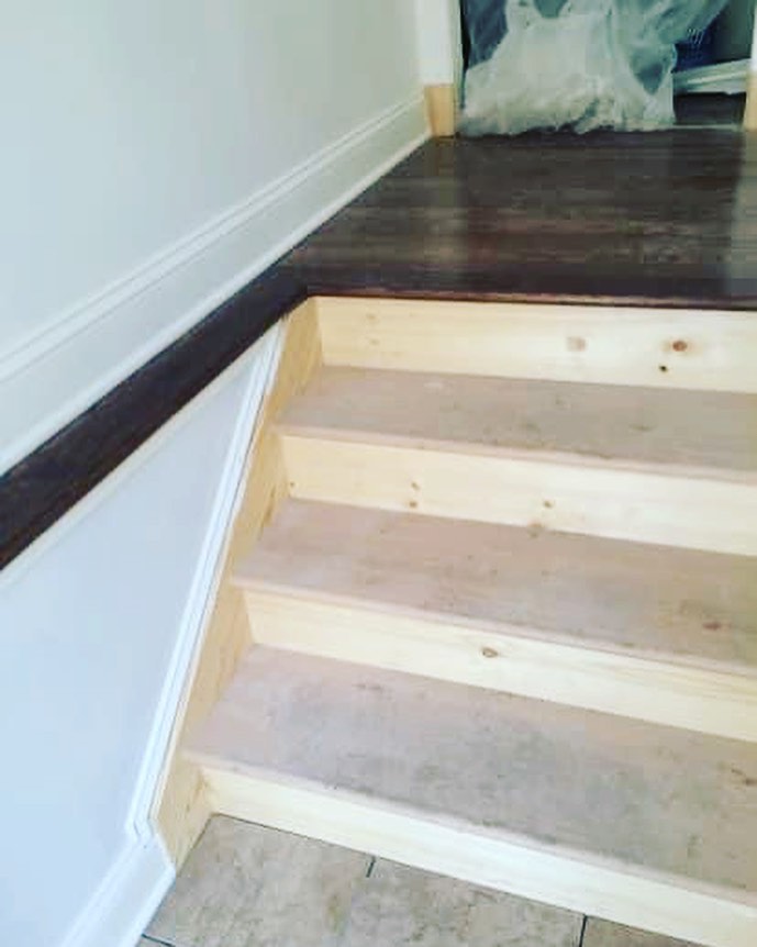 New staircase, trim, and stair treads. Call or text us today for any and all of your carpentry needs
๐ 917-701-2403
#homeimprovement #carpentry #homeremodeling #homeremodel #hudsonvalleycarpenters #dutchesscountycontractors #hudsonvalley #dutchesscounty