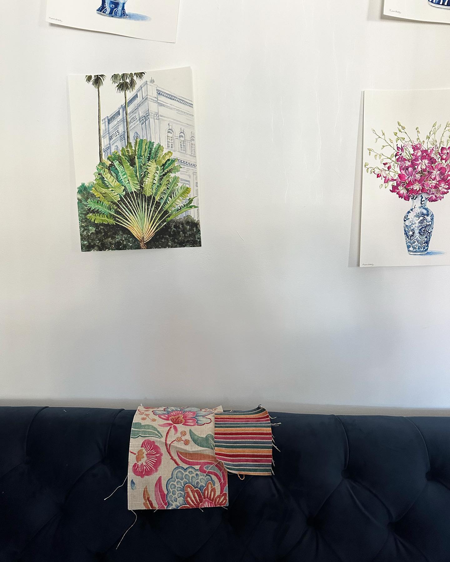A fun scheme in the making⦠always so exciting when your client loves an injection of colour. These beautiful artworks are the inspiration for building a scheme. Watch as we layer the room with fabulous textiles #watchthisspace #sydneyinteriordecorator #havefunwithtextiles