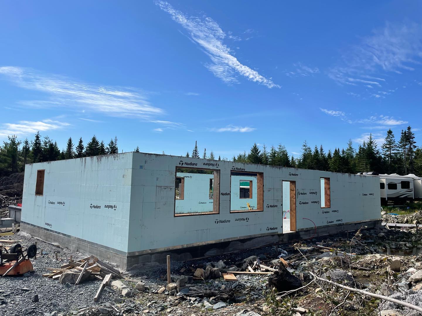 In under a week of construction this bungalow is ready to accept roof trusses & windows.
Trust our efficient team to build your energy efficient home!
www.cawilkins.ca