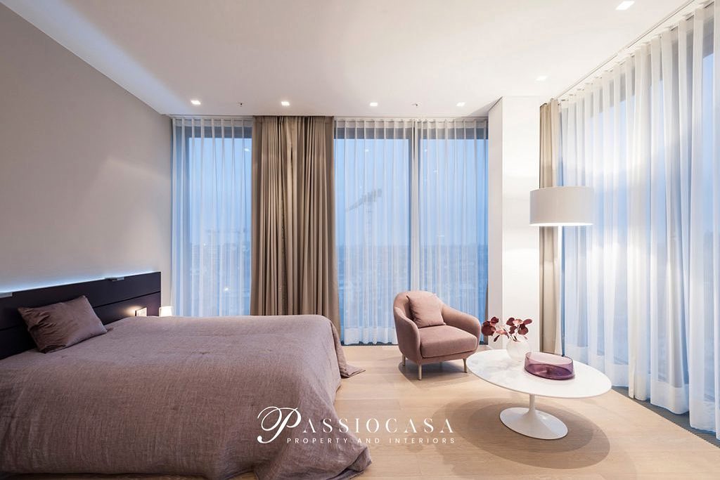 Schlafzimmer,
Luxus Apartment Basel City.
#passiocasa #passiocasainteriors #interior #innendesign #innenarchitektur #project #interiordesign #concept #living #inneneinrichtung #umbau #neubau #konzept #farbkonzept #materialkonzept #switzerland #mallorca #palma #passion #leidenschaft #homestyling #homes #immobilien #realestate #immobilienverkauf #immobilienvermietung #immobilienvermittlung #welovewhatwedo