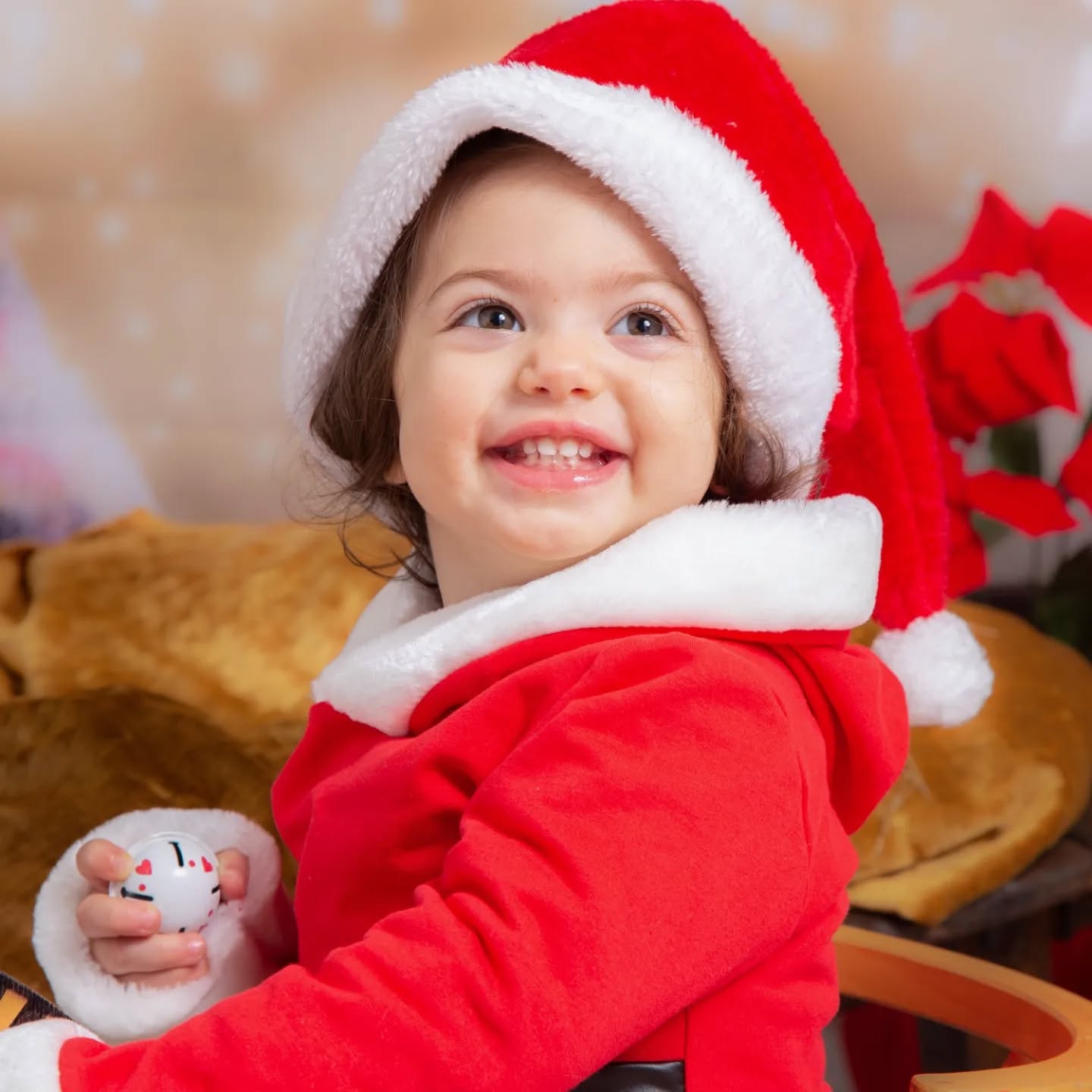 FOTO di NATALE!!
Welcome Dicembre
Come di consueto vi aspettiamo per il bellissimo RICORDO di NATALE!!
Servizio fotografico per tutti grandi e piccini!!
Tante IDEE REGALO con le vostre foto!
Su PRENOTAZIONE al 3407726851
Ogni anno siete tantissimi e questo weekend abbiamo esaurito le prenotazioni
Disponibili i prossimi weekend e in settimana! Contattateci!
#natale #fotodinatale #ideeregalo #2024 #marychristmas #serviziofotografico #newborn #family #calendari2024