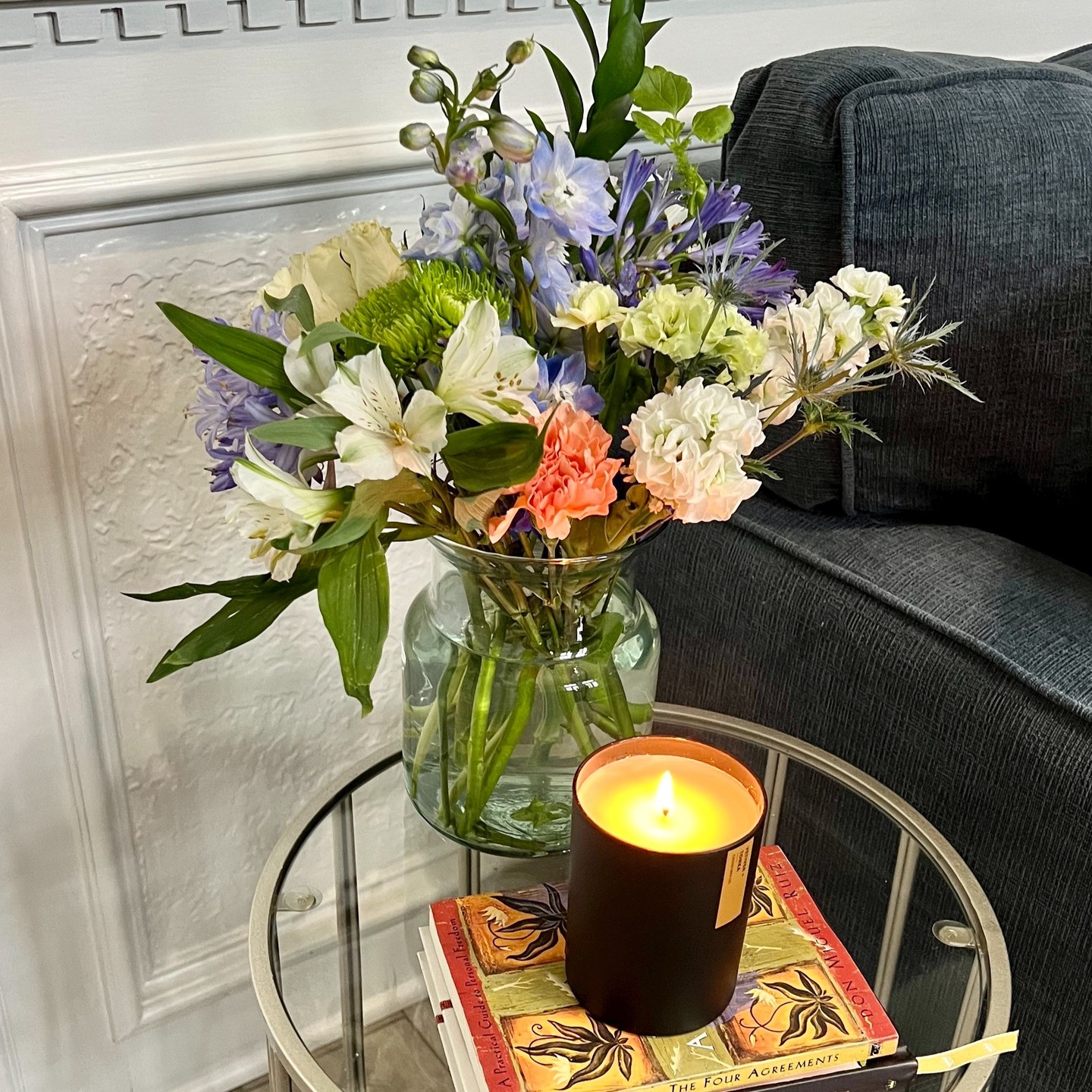 Tomorrow is International Women's Day - When we inspire others to understand and value women's inclusion, and when women themselves are inspired to be included. I'm celebrating myself tomorrow and stopped by my favorite H-E-B store last night for a few things. No coincidence that I entered on the side with the floral department to see what I could find.
How wonderful to see pre-made, beautiful arranged bouquets specifically for #internationalwomensday - at the grocery store. Well, this just made my decision so much easier! I quickly put one in my cart and felt deep appreciation for being recognized by people I don't even know. It's another 1 of the 483 reasons why I will forever be a customer of HEB. They recognize the significance women bring to the world, and what our value is to not only to our families and friends, but to the world of business.
To all of you amazingly talented, resilient, determined, accomplished, and fierce women out there - I see you, and I appreciate you and what you bring to the table. Together, we're forging a more inclusive world for women. Now run to the grocery store and show me those beautiful flowers on your desk tomorrow! #internationalwomensday #womenempowerment #womeninbusiness #womeninleadership #inclusivity #inspireinclusion #theleadhershiplounge H-E-B #hebblooms