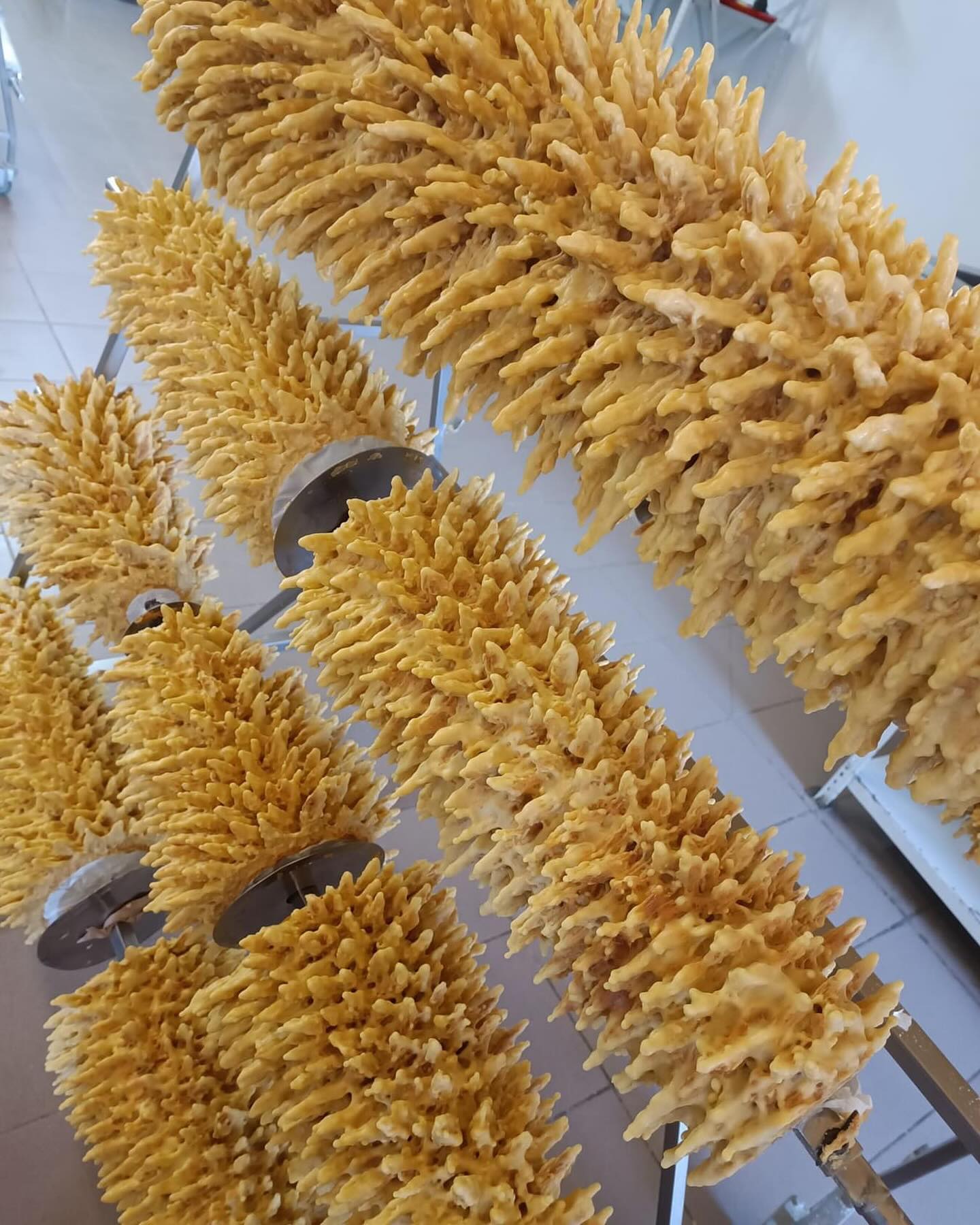 Priimami užsakymai Velykoms, kurios jau už kampo.
Tortai, šakočiai, zefyrinių gėlių puokštės, zefyrinėmis gėlėmis puošti šakočiai.
Užsakymai priimami iki 2024 03 24.
Ačiū už supratingumą ❤️