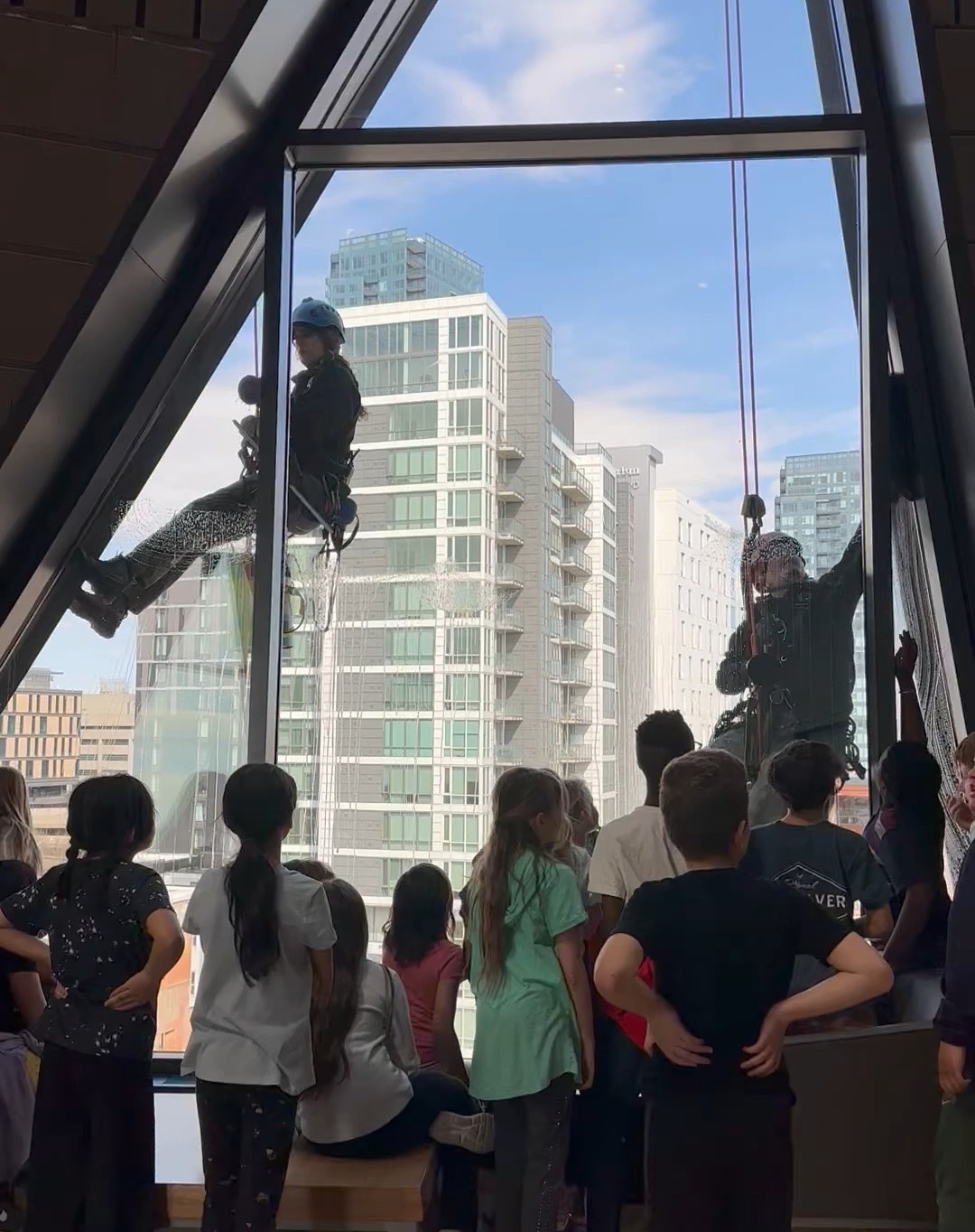 These kiddos had an unexpected surprise today while touring @nmc_canada🎼Talk about a morning to remember!🌟
🕸️ www.ropeadope.ca
📞 1-888-ROPE-101
#ropeadopewindows #ropeaccess #ropeaccesslife #ropeaccesstechnician #ropeaccessprofessional #windowcleaning #bucketharness #workatheight #buildingmaintenance #workview #safetyfirst #propertymanagement #yyc #potd #photooftheday #studiobell