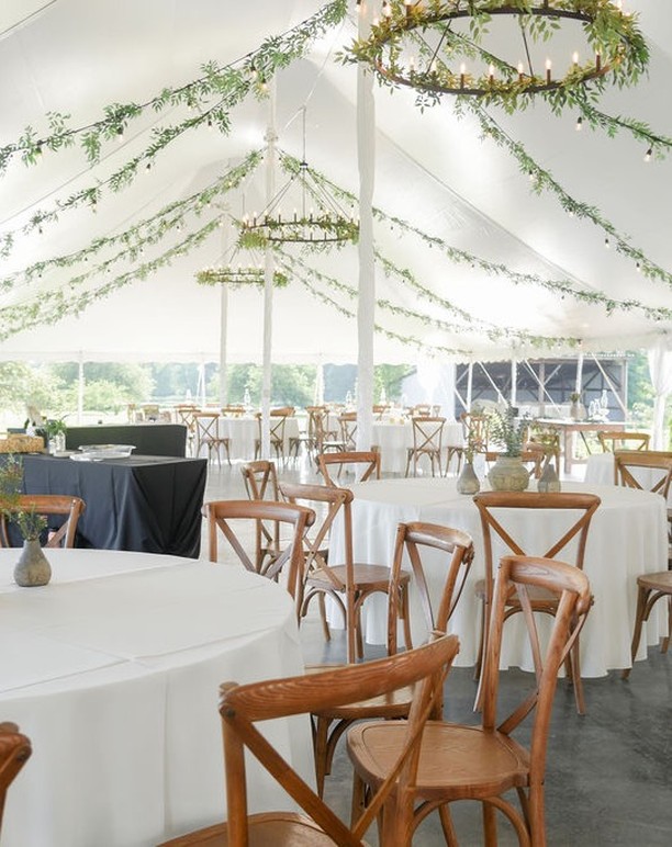 This weekend was an absolute blast! We spent most of it celebrating just a truly wonderful couple Bryce & Trinity. AND by extension their family and friends were just the icing on the cake; such a fun group! It was a dream celebration- Congratulations to the new Mr. & Mrs. Ramey!! @trinits_
We ended our weekend of festivities with an Open Farm event. A special thank you to everyone who stopped by and especially to vendors- @mikayladeiters.photography / HoneyClay Accessories, @ayniescatering @reddrumroastingco @rhea_castrucci . We appreciate you all sharing your time, talents, delicious food & coffee! Photos 1-9 by @mikayladeiters.photography