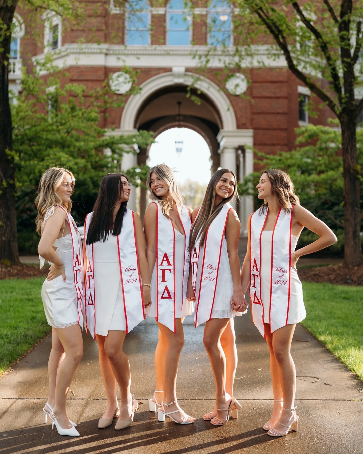 The way this group ATE🤩🎓🍾