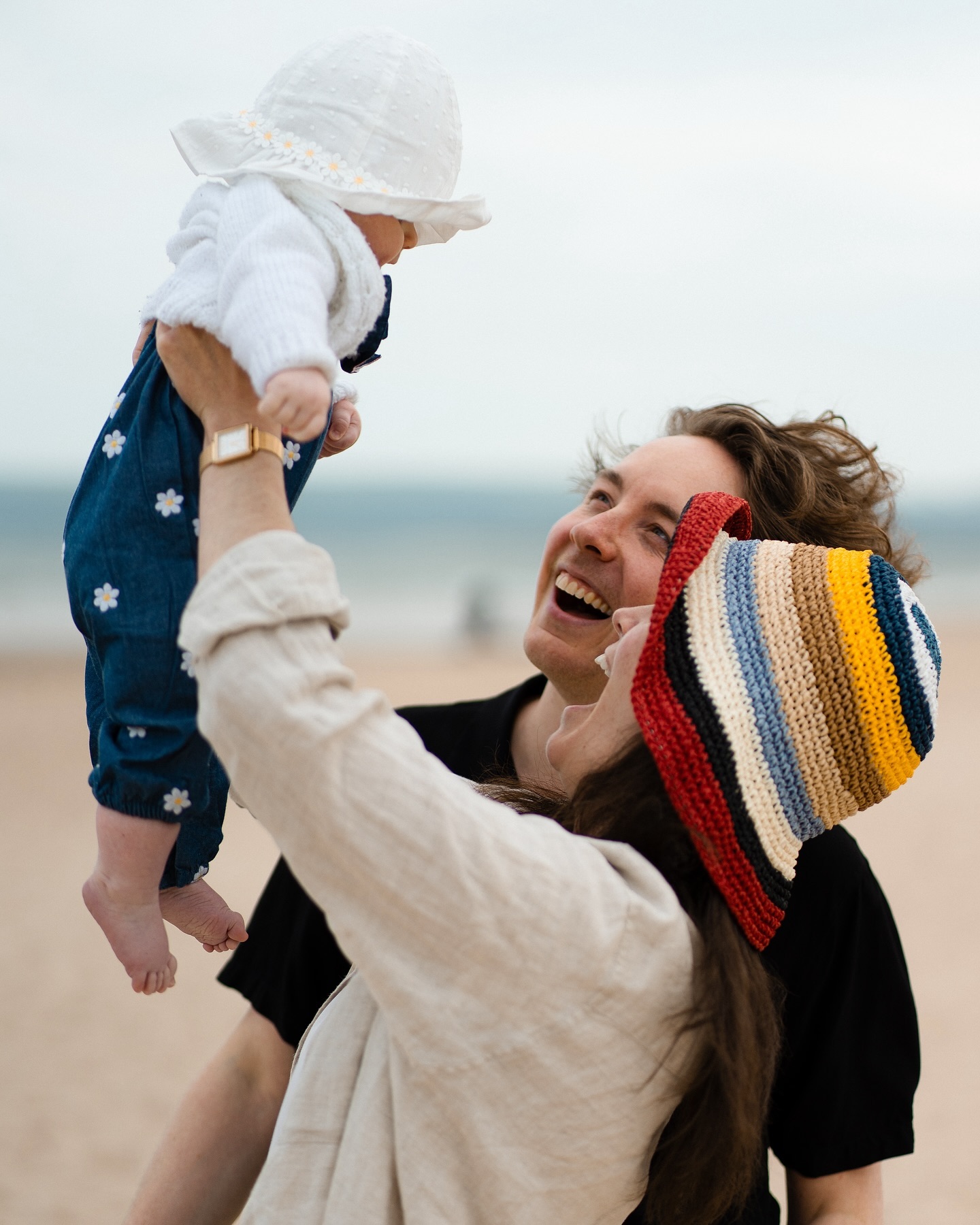 Family beach shoot with Nick, Anna & Violet.
It was great to photograph you guys in such a chilled spot, and where the light is always incredible. 🙌🏻
Taking bookings now!
#photoshoot #familyshoot #memoriesforlife
#beachshoot #freelance #youngfamiily #sea #sandbanksbeach #summer