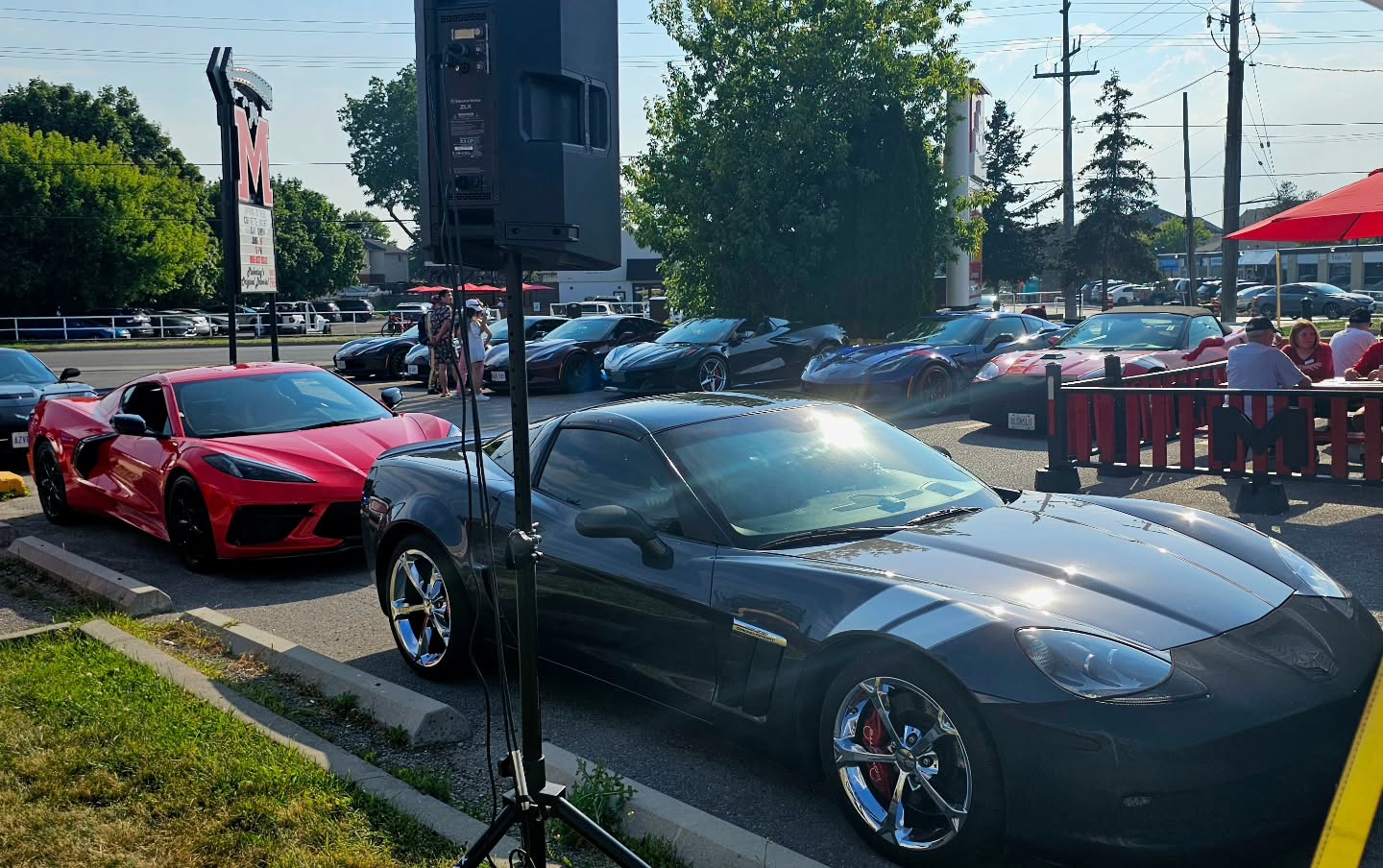 ๐โจ Thank you to everyone who joined us for an incredible Corvette Night at Big M with the Corvettes of Durham yesterday! ๐๐๐จ We had a blast admiring those stunning rides and enjoying delicious burgers together. Stay tuned for more exciting events coming your way! ๐ #CorvetteNight #DriveIn #CommunityEvents #ClassicCars #Pickering