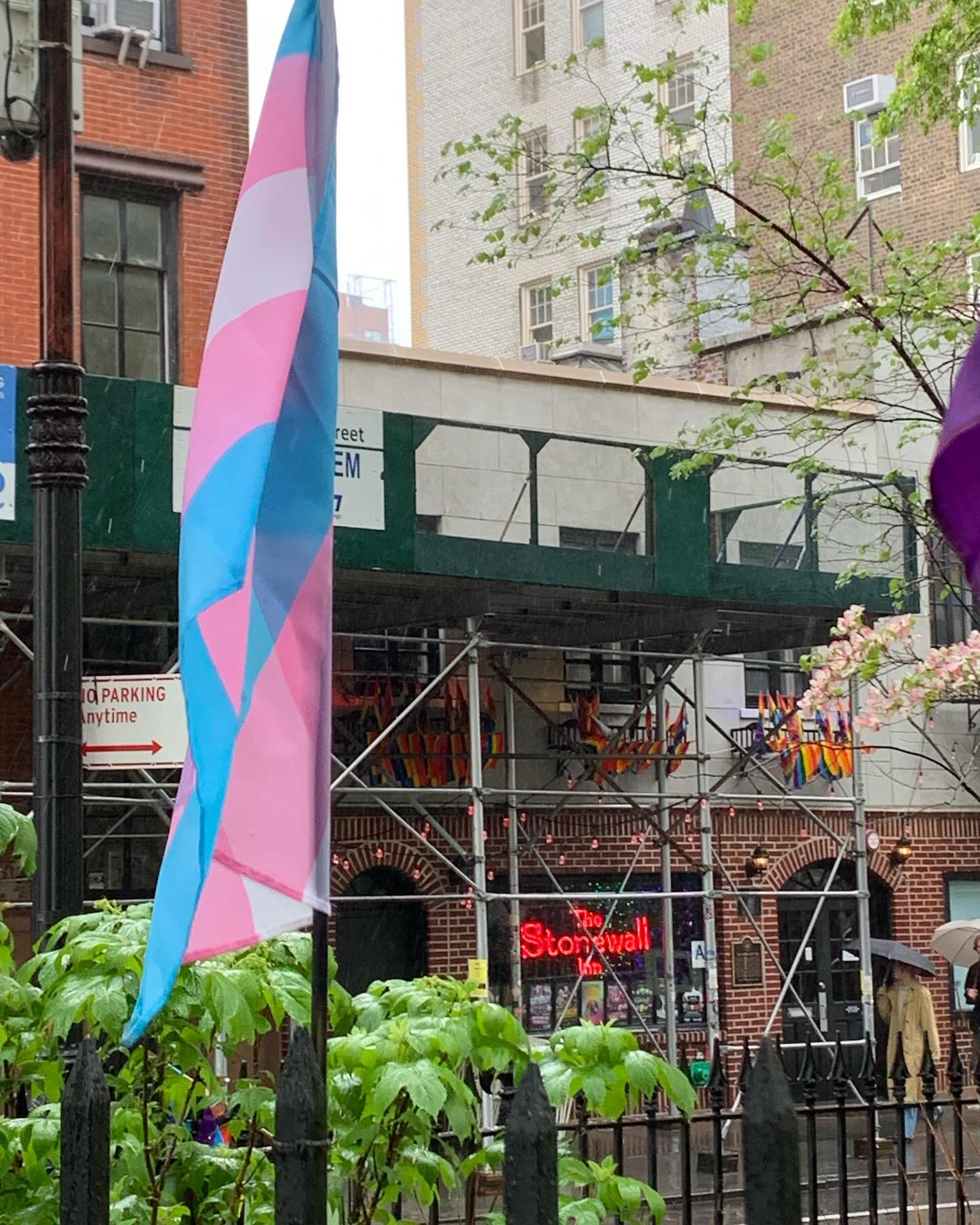 🌈a very happy pride month to you🌈
I continue to learn and grow, to challenge past teaching and assumptions. It has been such enlightening work to explore what pride means, and I'll be forever grateful to those in history, present and still to come, who challenge norms and promote values where people can love who they love and be who they are. 💚💙💛💜❤️🙌
Thank you ❤️
.
.
#counselling #canadiancounsellor #registeredclinicalcounsellor #victoriabc #pnwcounsellor #counsellingpractice #individualcounselling #bcacc #ccpa #RCC #counsellor #colwoodcounsellor #colwood #backtobackchiro #westshorecounsellor #therapist #westshorechamberofcommerce #pride🌈