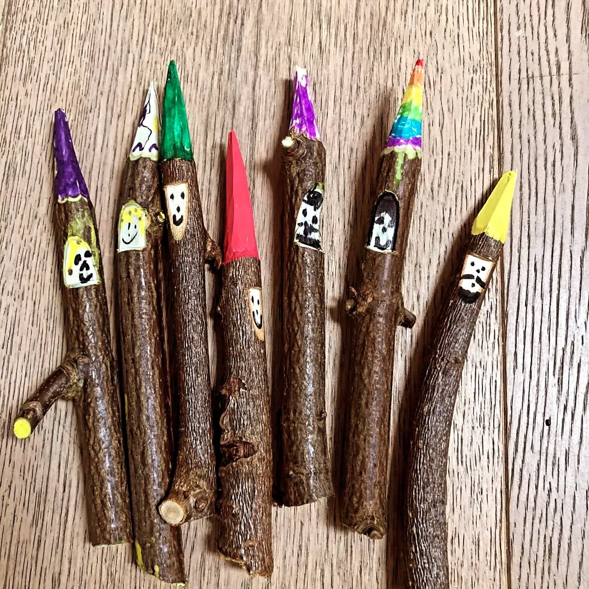 The Elves are lost. Can you find them?
The Elves came to visit the fairies at our forest school but got lost on the way due to a gust of wind. The fairies wrote a letter to the children to ask for their help. The children decided they could draw maps for the elves. The fairies were so happy that they sent another letter asking the children to send the maps by fairy post, attaching a flower as a stamp. This was so the elves would get the maps.