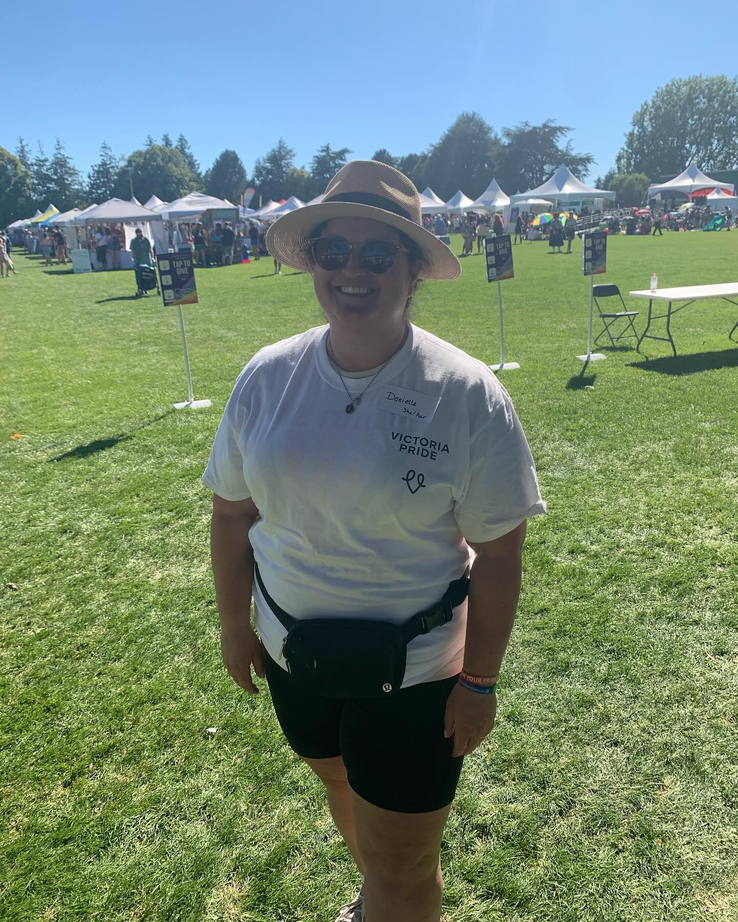 Happy Pride!🌈
.
.
#counselling #canadiancounsellor #registeredclinicalcounsellor #victoriabc #pnwcounsellor #counsellingpractice #individualcounselling #bcacc #ccpa #RCC #counsellor #colwoodcounsellor #colwood #backtobackchiro #westshorecounsellor #therapist #westshorechamberofcommerce #pride🌈 #proudally🌈 #victoriapride #victoriapridefestival #pridevolunteer